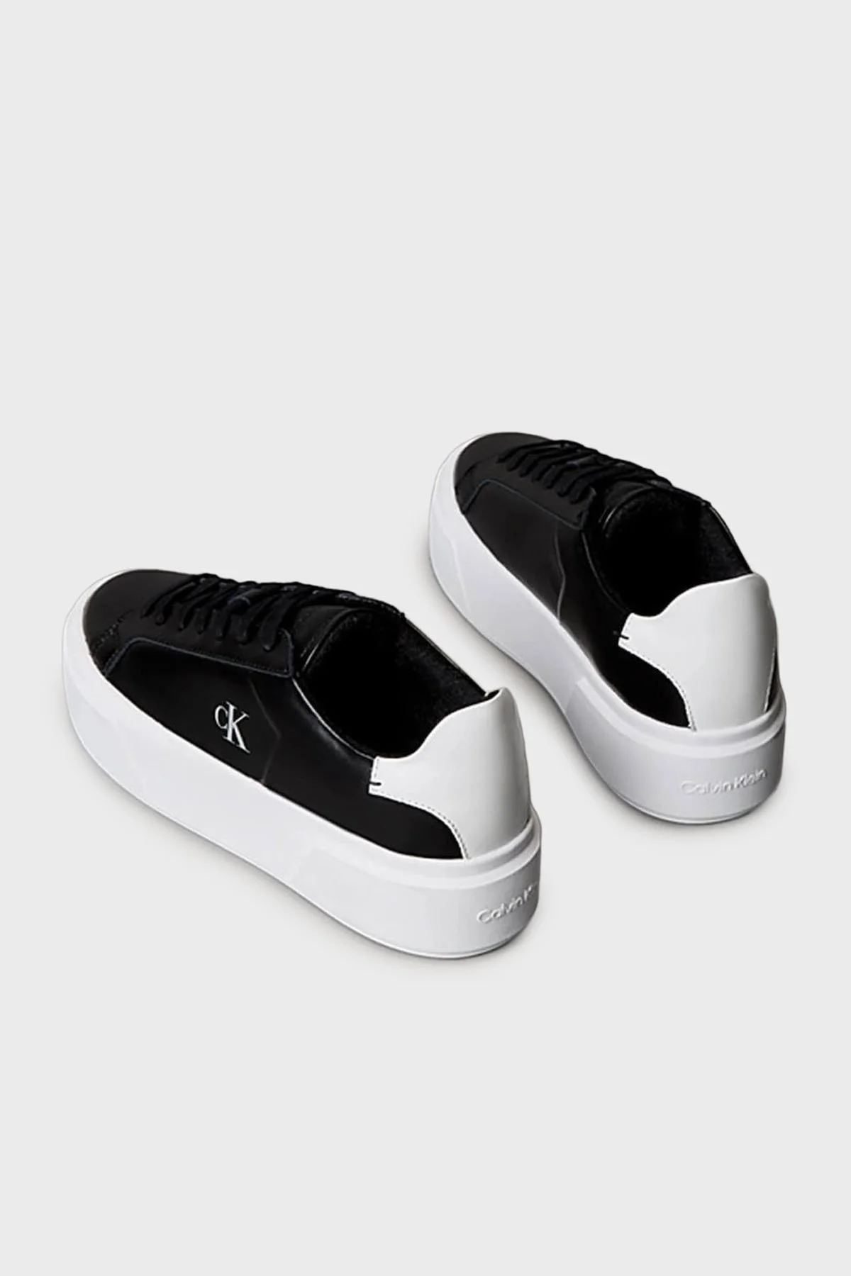 Calvin Klein Deri Logolu Platform Sneaker YW0YW019280GM Bayan Ayakkabı YW0YW01928 0GM SİYAH-BEYAZ - 4