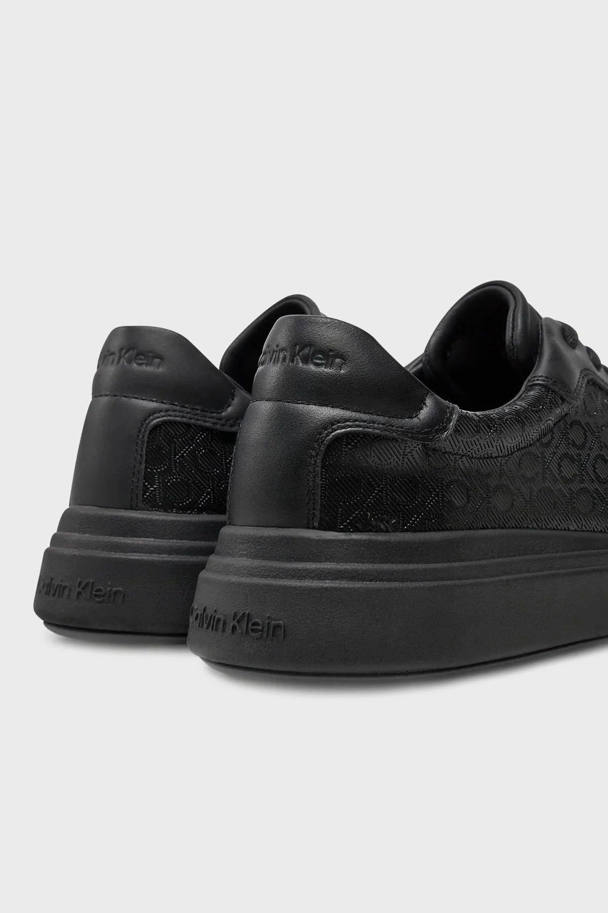 Calvin Klein Deri Logolu Sneaker HM0HM015570GT Erkek Ayakkabı HM0HM01557 0GT SİYAH - 6