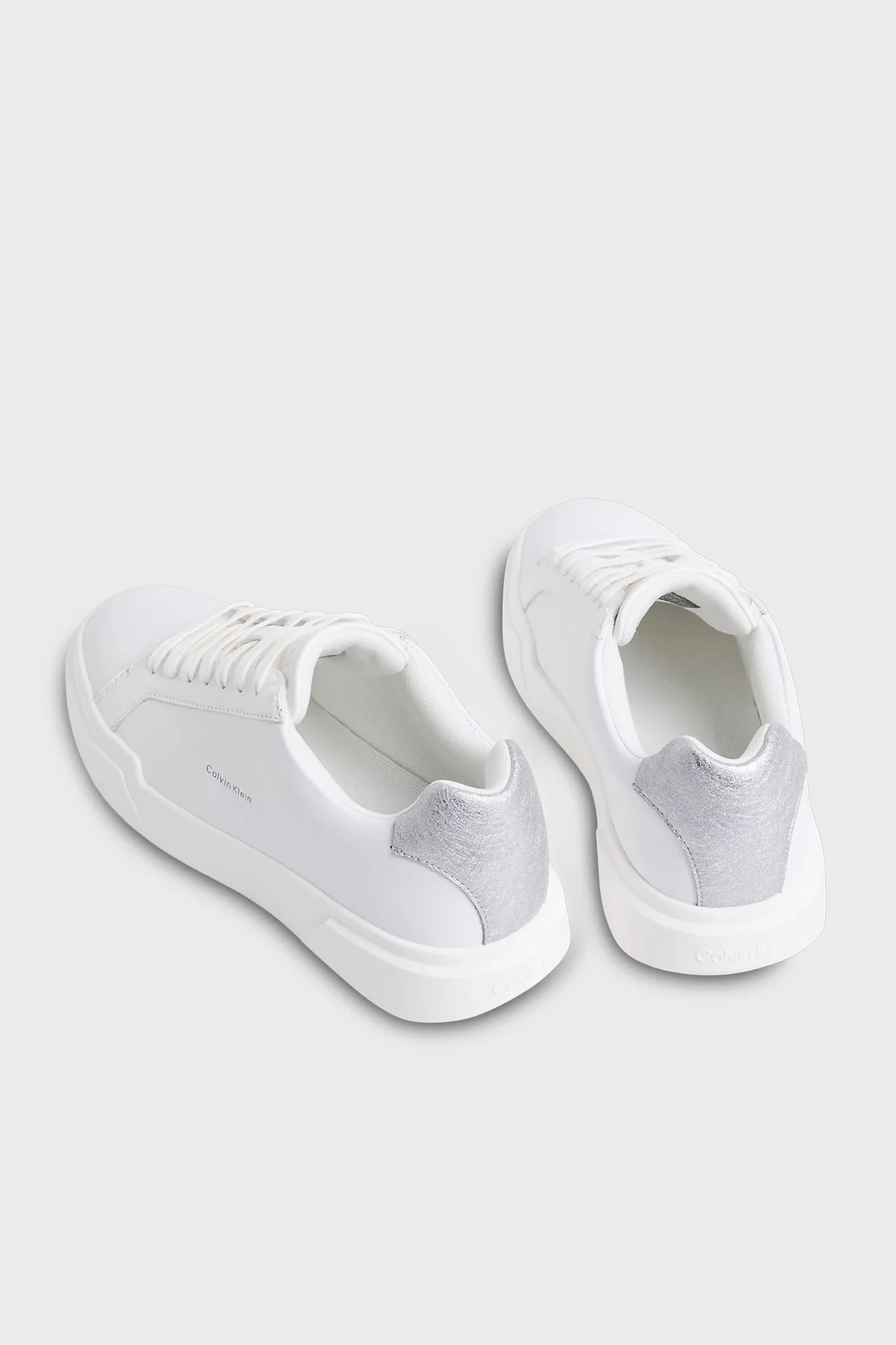 Calvin Klein Deri Logolu Sneaker HW0HW0298805Y Bayan Ayakkabı HW0HW02988 05Y BEYAZ - 4