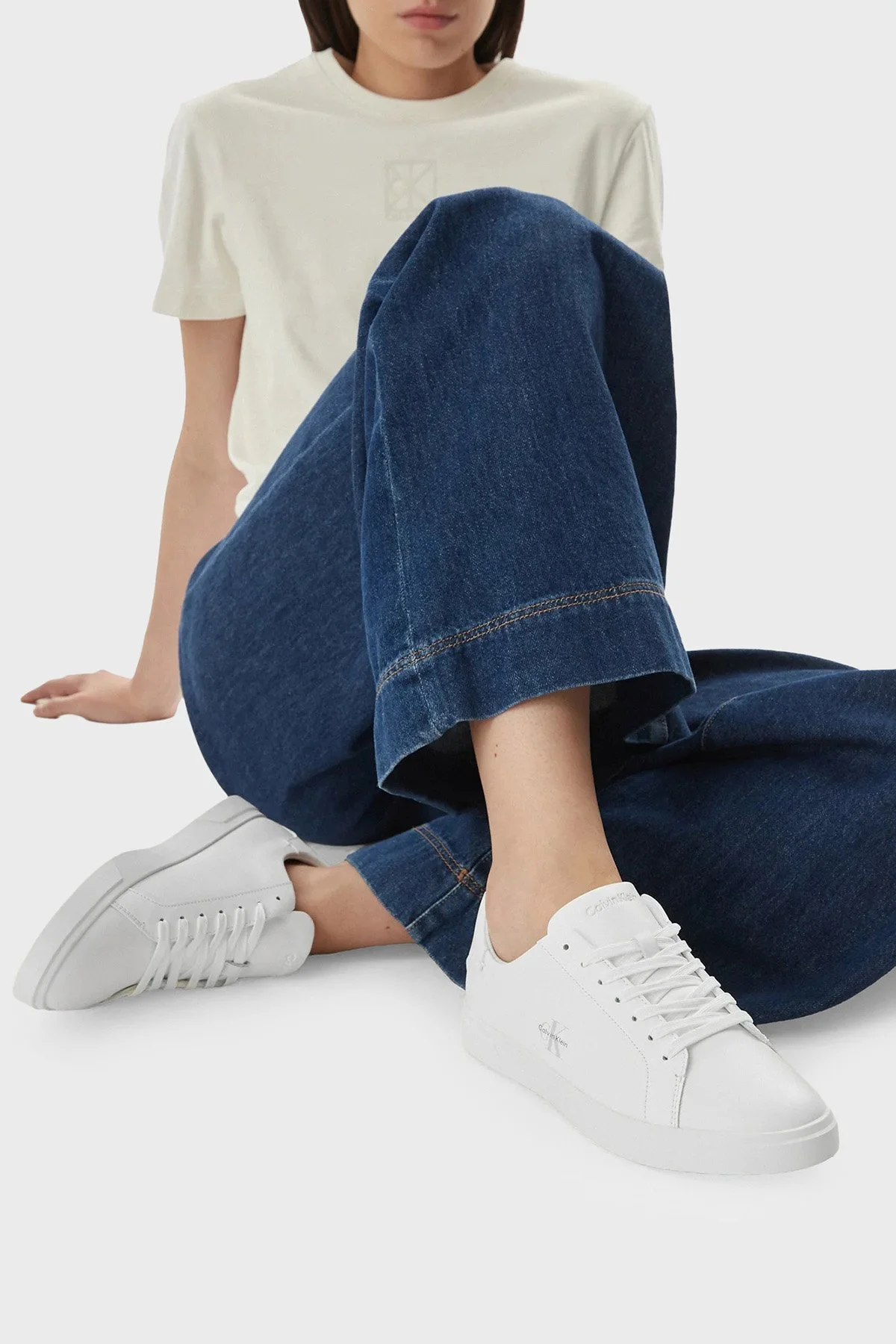 Calvin Klein Deri Logolu Sneaker HW0HW032950K4 Kadın Ayakkabı HW0HW03295 0K4 BEYAZ - 2