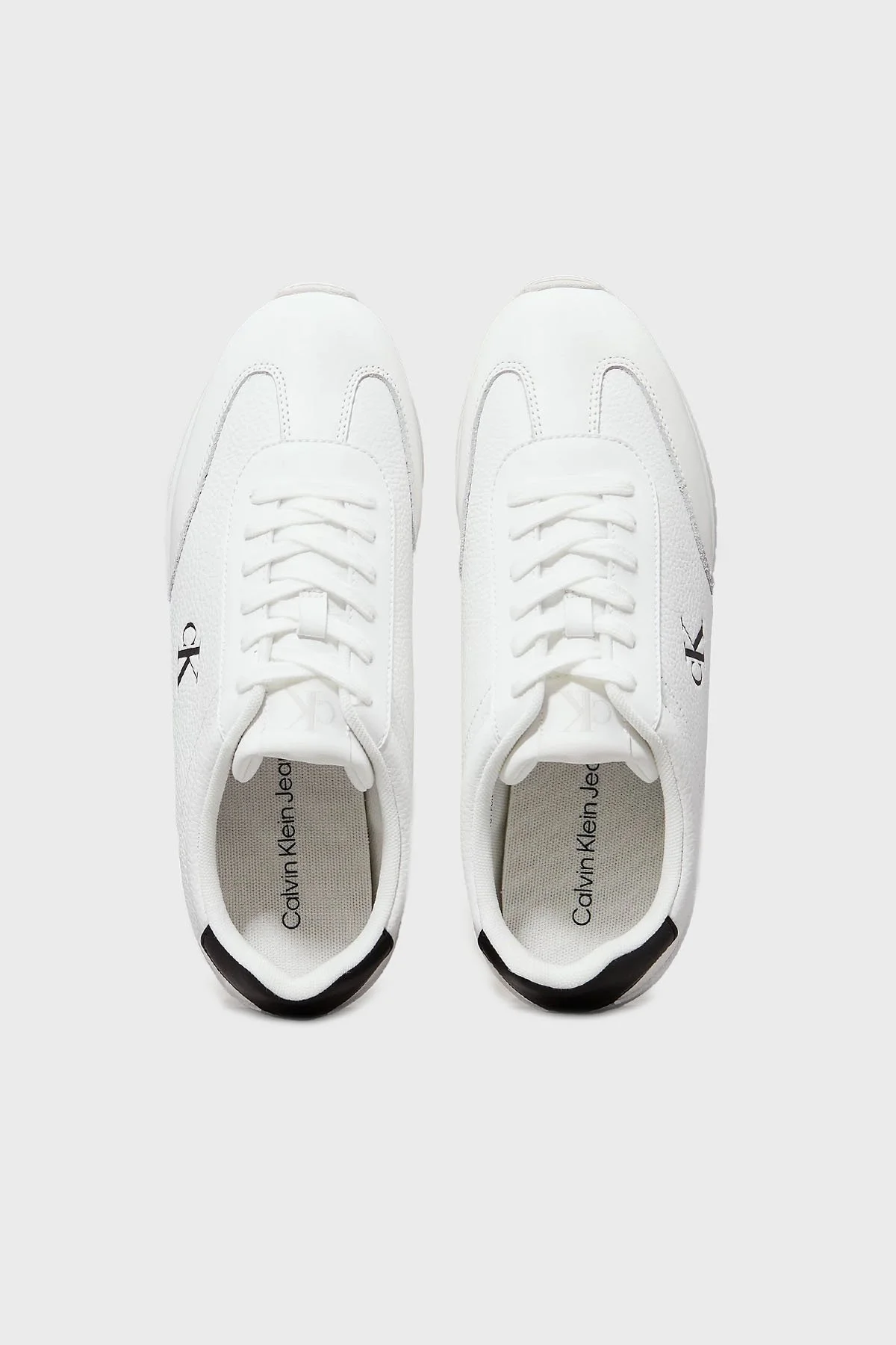 Calvin Klein Deri Logolu Sneaker YM0YM0118701W Erkek Ayakkabı YM0YM01187 01W BEYAZ-SİYAH - 11