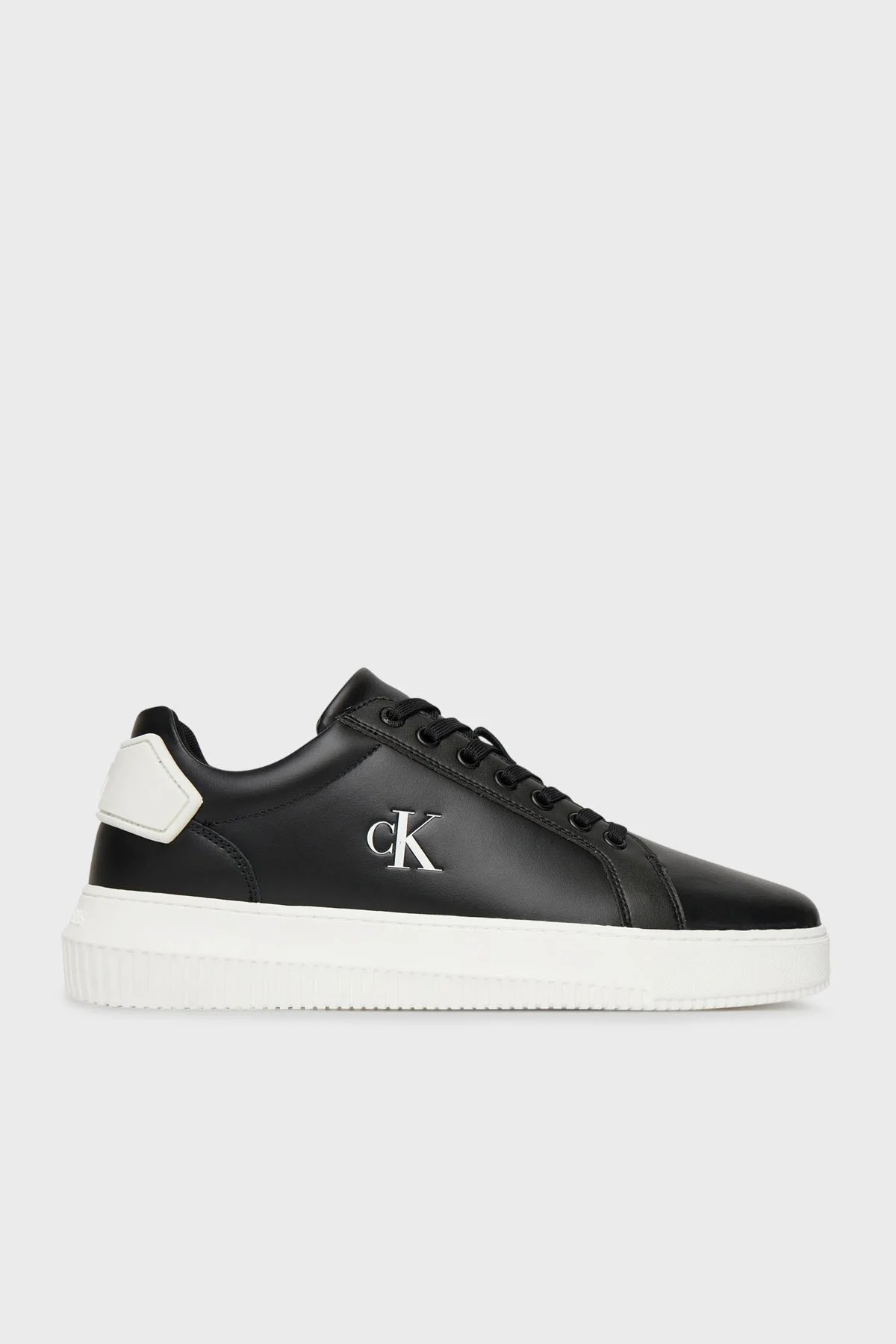 Calvin Klein Deri Logolu Sneaker YM0YM012960GM Erkek Ayakkabı YM0YM01296 0GM SİYAH-BEYAZ - 1