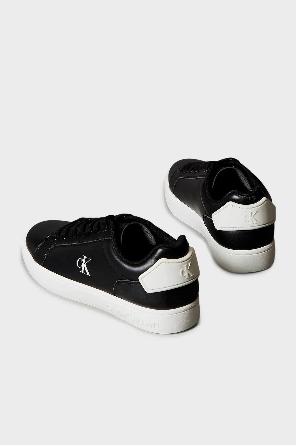 Calvin Klein Deri Logolu Sneaker YM0YM012970GM Erkek Ayakkabı YM0YM01297 0GM SİYAH-BEYAZ - 4