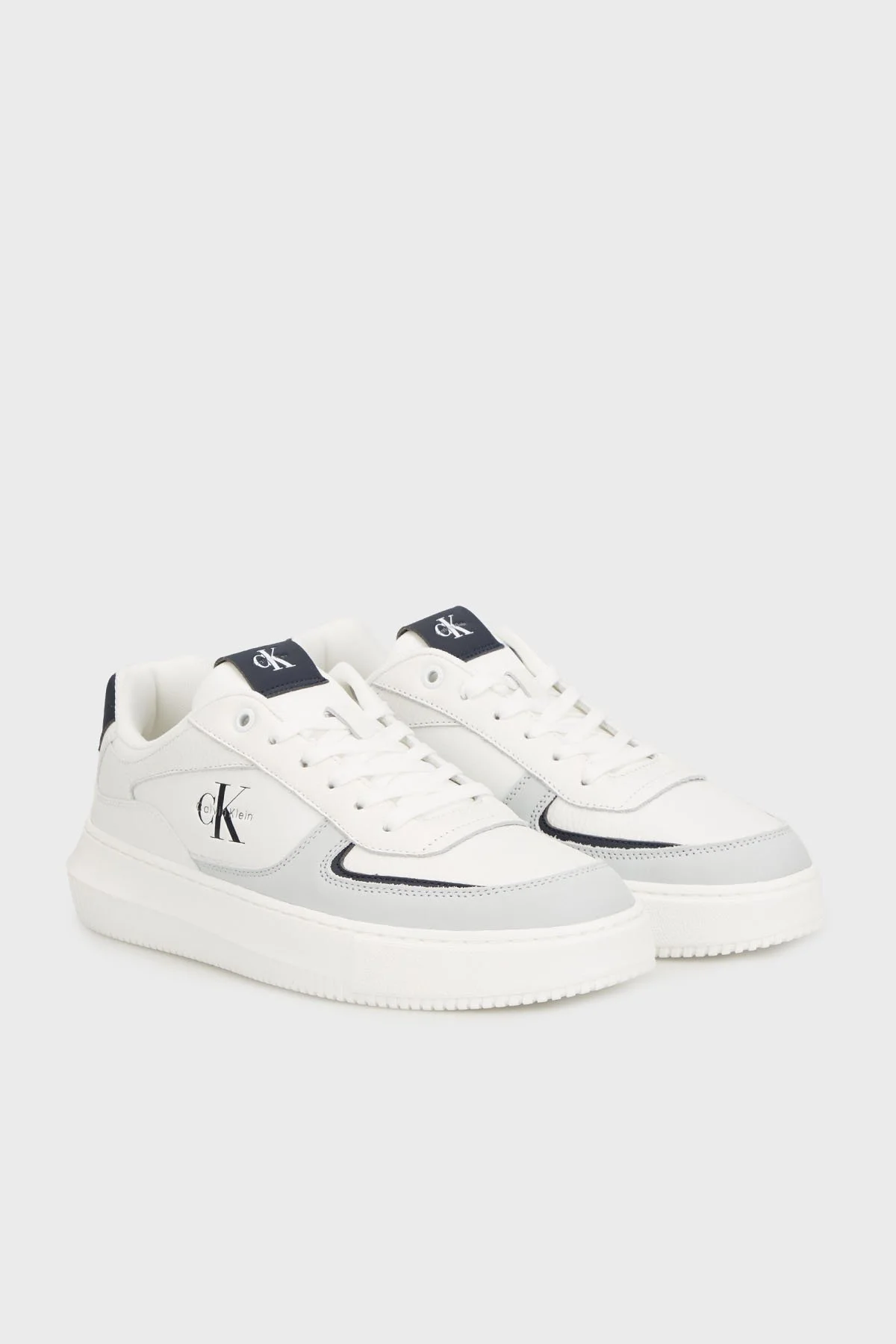 Calvin Klein Deri Logolu Sneaker YM0YM0142605Z Erkek Ayakkabı YM0YM01426 05Z Beyaz-Gri-Lacivert - 2