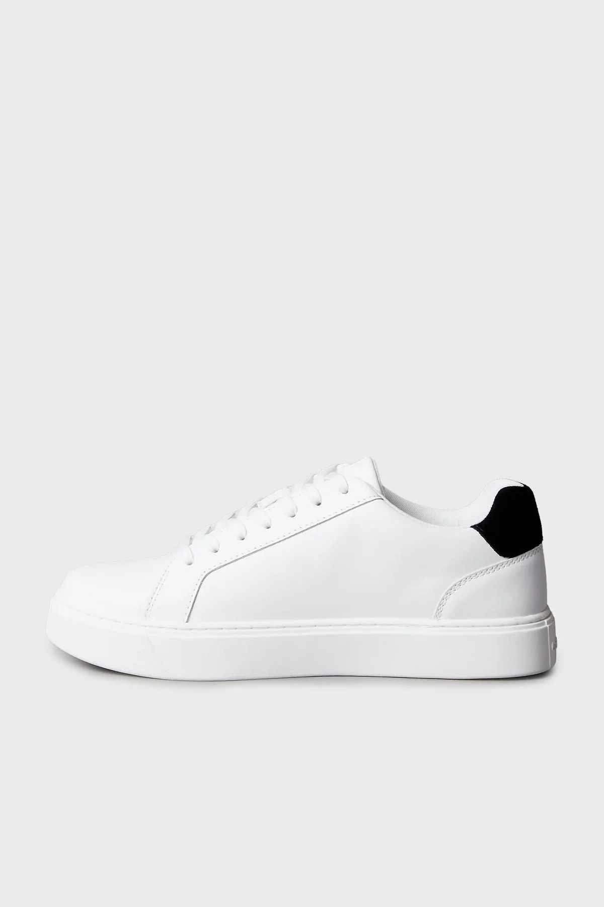 Calvin Klein Deri Logolu Sneaker YM0YM0143501W Erkek Ayakkabı YM0YM01435 01W BEYAZ-SİYAH - 3
