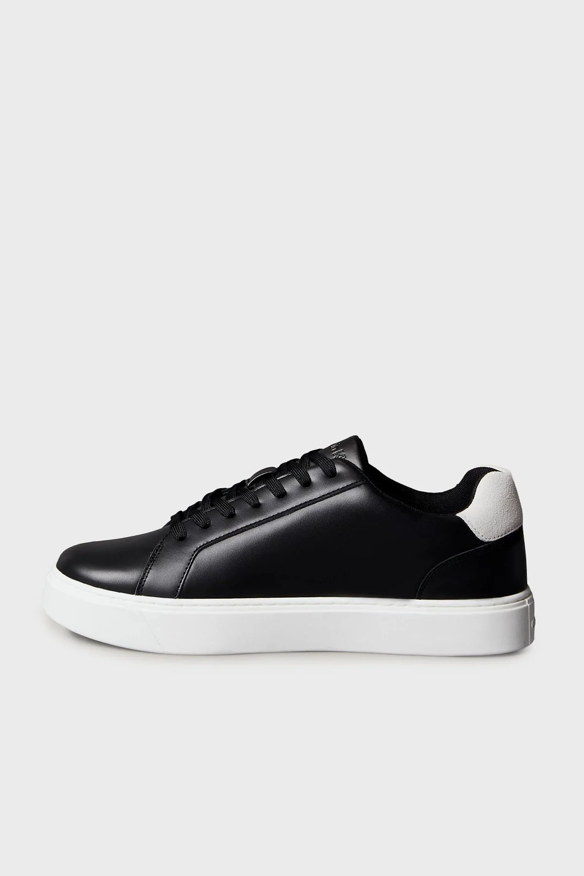 Calvin Klein Deri Logolu Sneaker YM0YM014350GM Erkek Ayakkabı YM0YM01435 0GM SİYAH-BEYAZ - 2