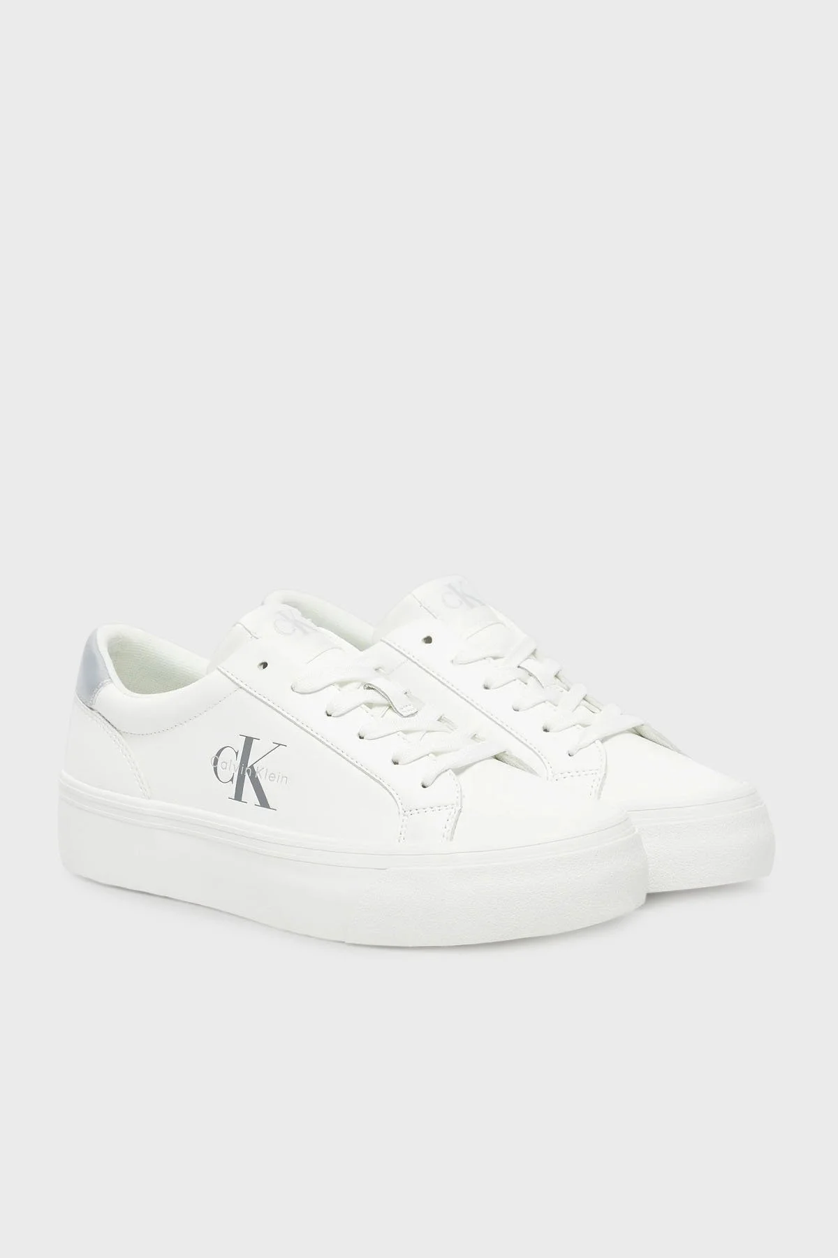 Calvin Klein Deri Logolu Sneaker YW0YW0187702R Bayan Ayakkabı YW0YW01877 02R BEYAZ-GÜMÜŞ - 2