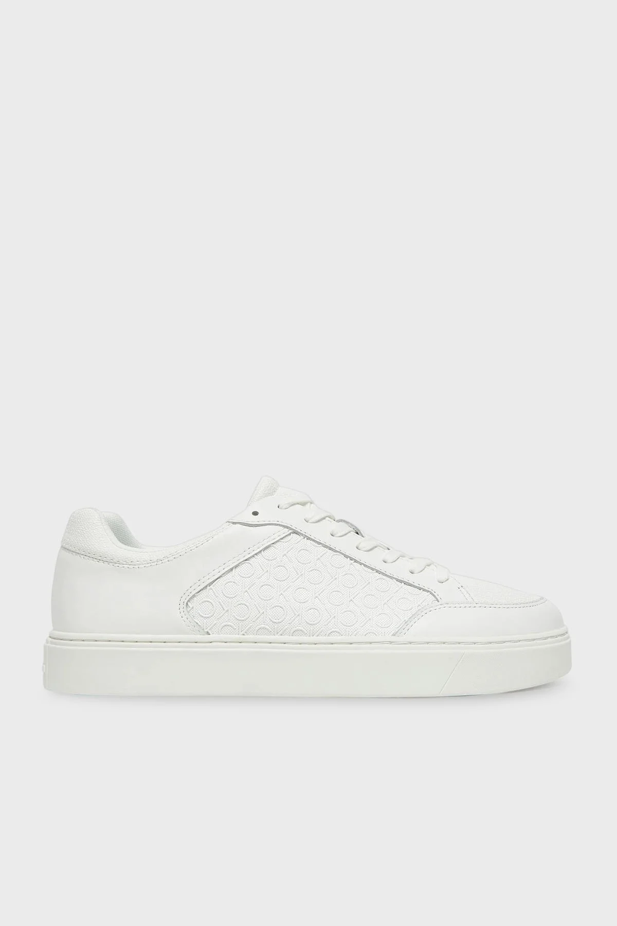 Calvin Klein Deri Monogram Logo Baskılı Sneaker HM0HM018990K4 Erkek Ayakkabı HM0HM01899 0K4 BEYAZ - 1