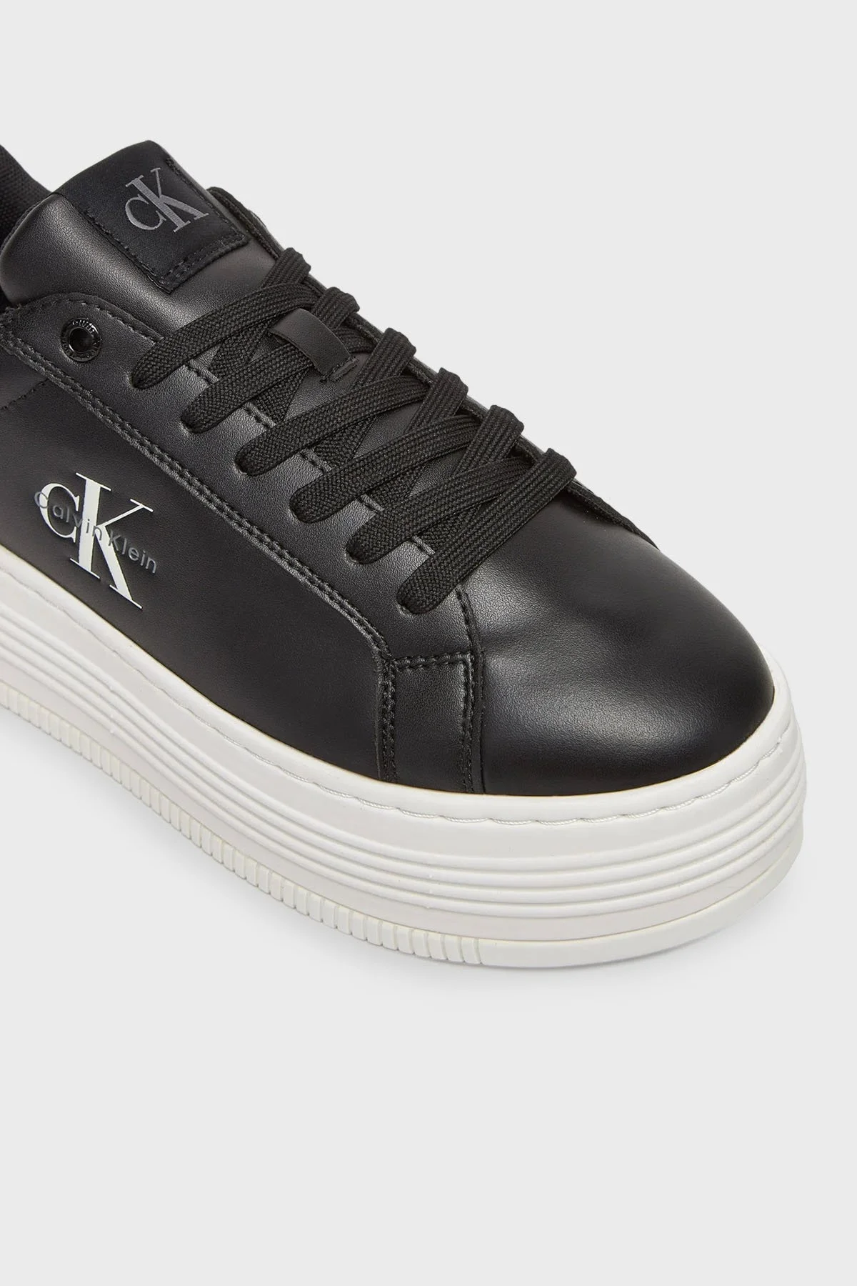 Calvin Klein Deri Platform Sneaker YW0YW018780GM Bayan Ayakkabı YW0YW01878 0GM SİYAH-BEYAZ - 4
