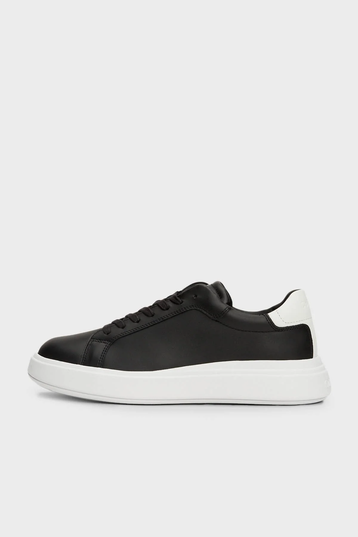 Calvin Klein Deri Sneaker HM0HM010160GP Erkek Ayakkabı HM0HM01016 0GP SİYAH-BEYAZ - 3