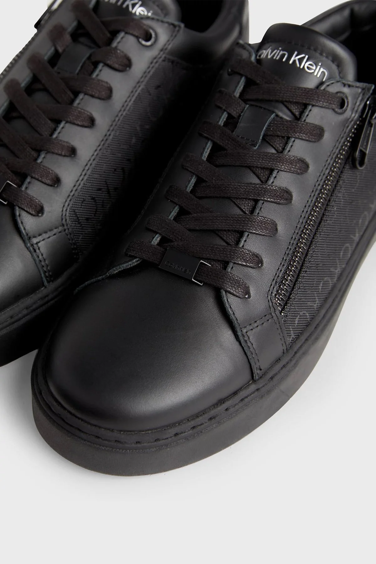 Calvin Klein Deri Sneaker HM0HM0142401J Erkek Ayakkabı HM0HM01424 01J SİYAH - 4