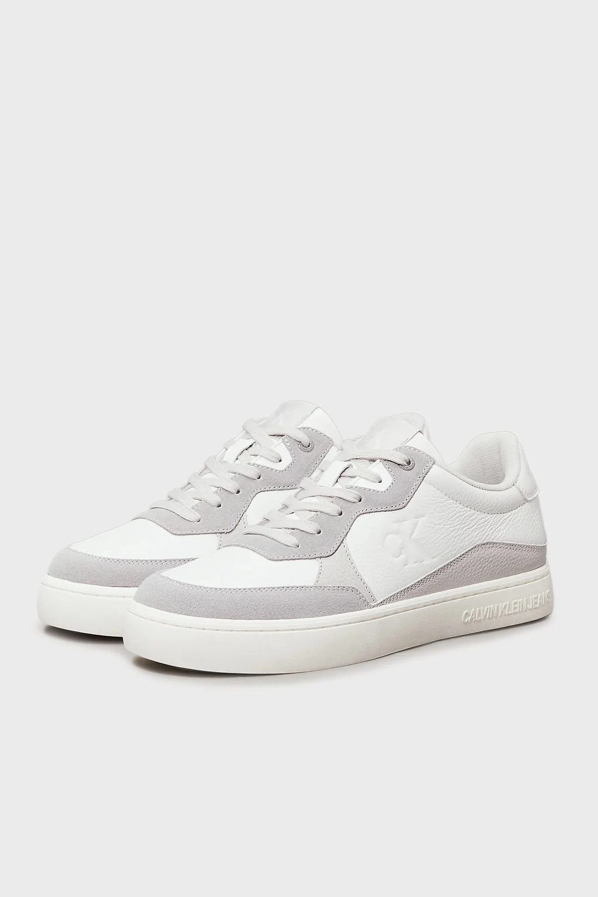 Calvin Klein Deri ve Süet Detaylı Sneaker YM0YM011530IR Erkek Ayakkabı YM0YM01153 0IR BEYAZ-GRİ - 10