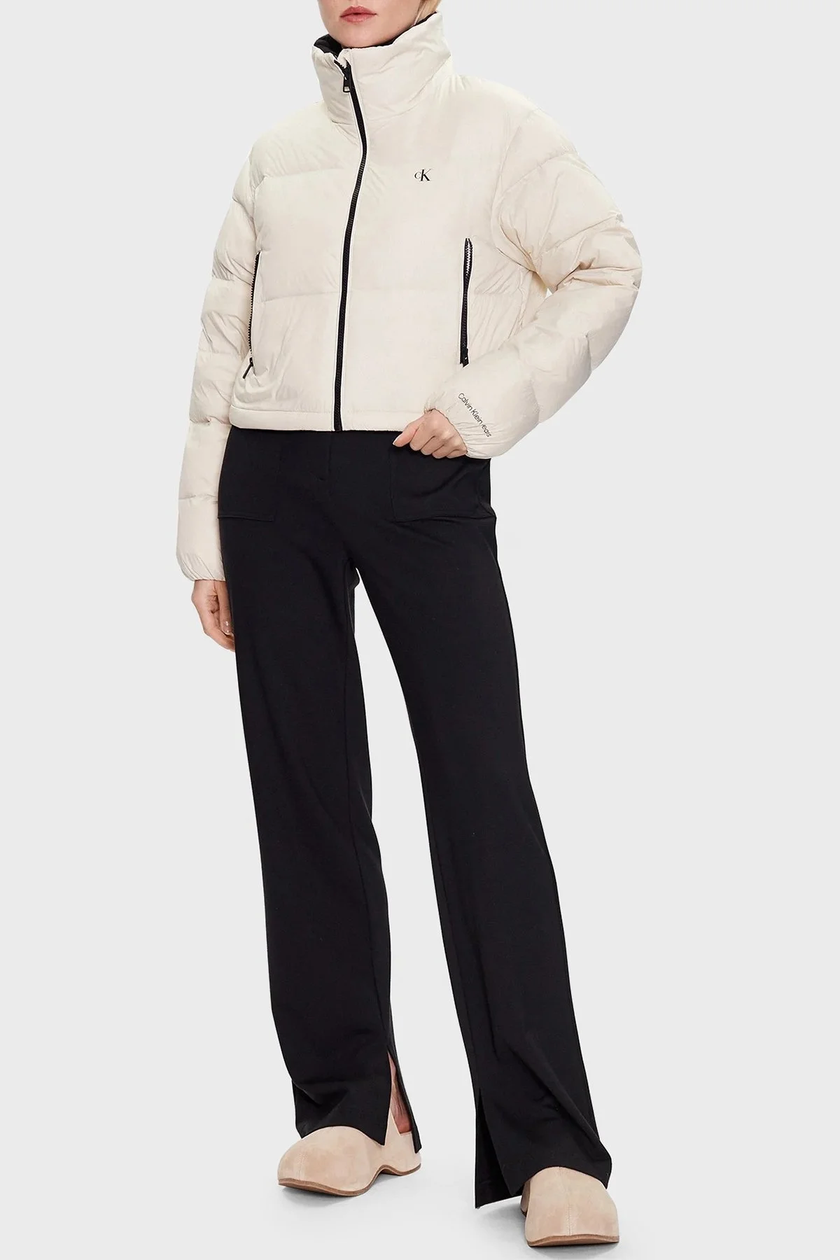 Calvin Klein Dik Yaka Fermuarlı J20J221649ACF Bayan Mont J20J221649 ACF BEJ - 1