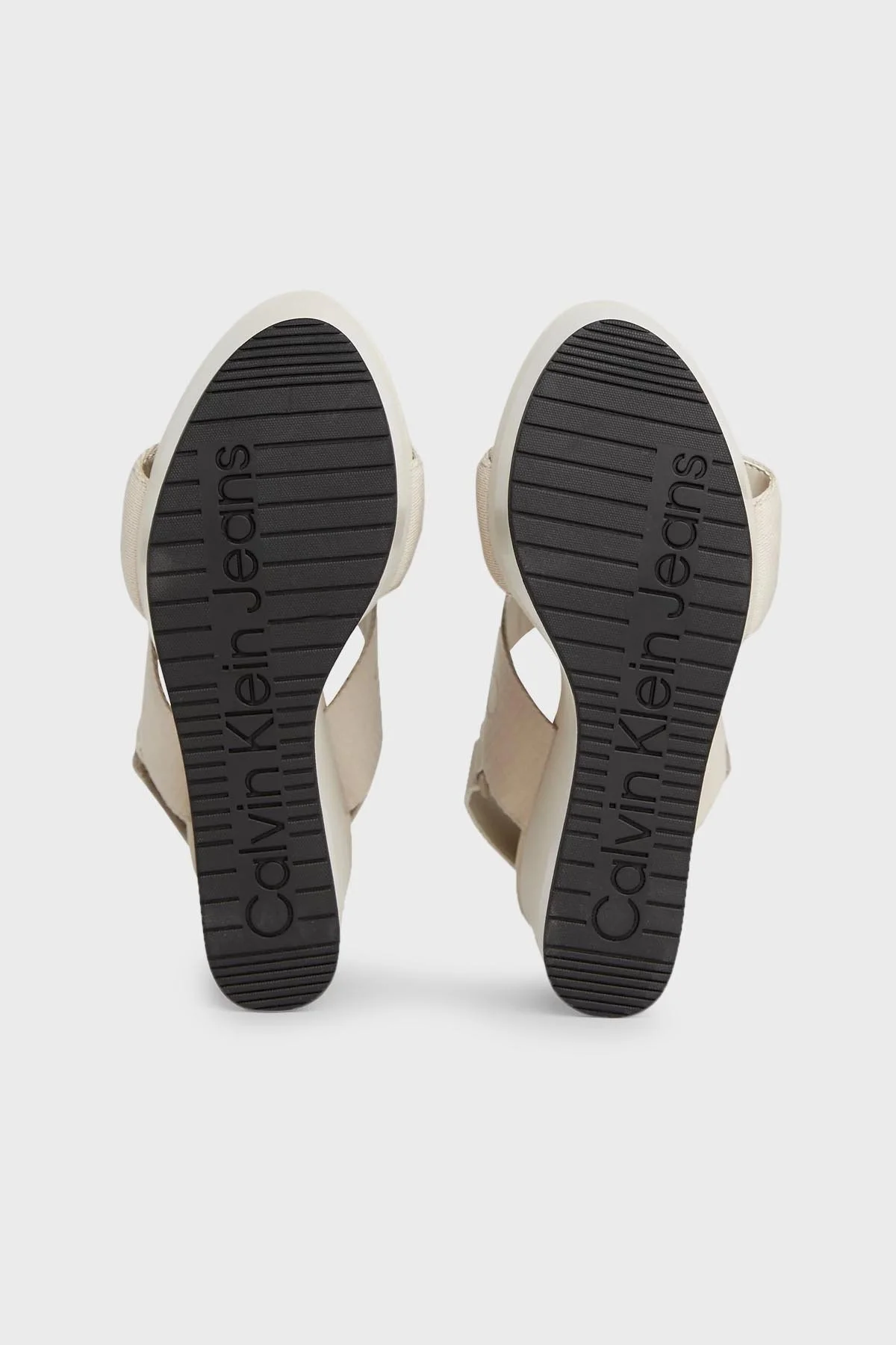 Calvin Klein Dolgu Topuklu YW0YW013600F4 Bayan Sandalet YW0YW01360 0F4 BEJ - 6