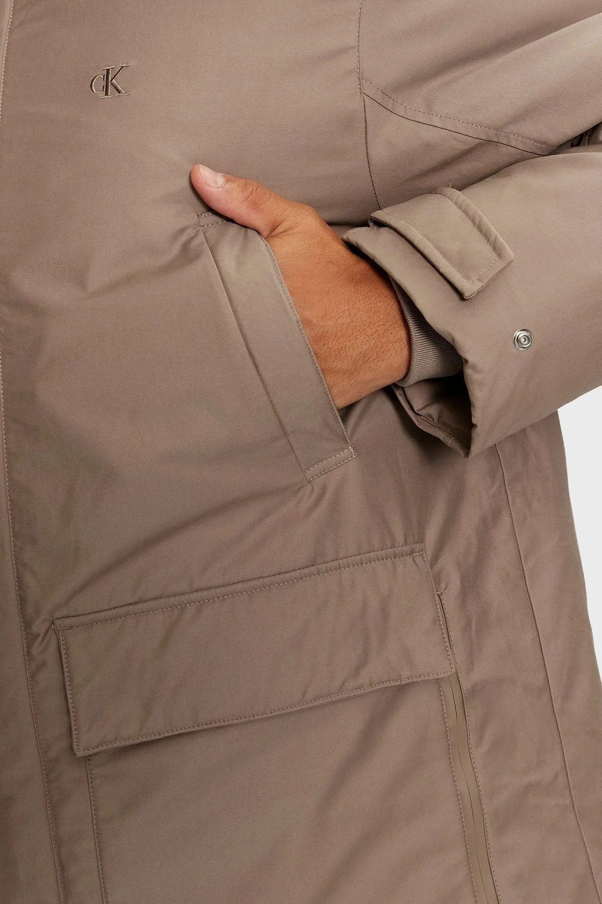 Calvin Klein Dolgulu Pamuklu Relaxed Fit Kapüşonlu Uzun J30J326082PAV Erkek Parka J30J326082 PAV GRİ - 6