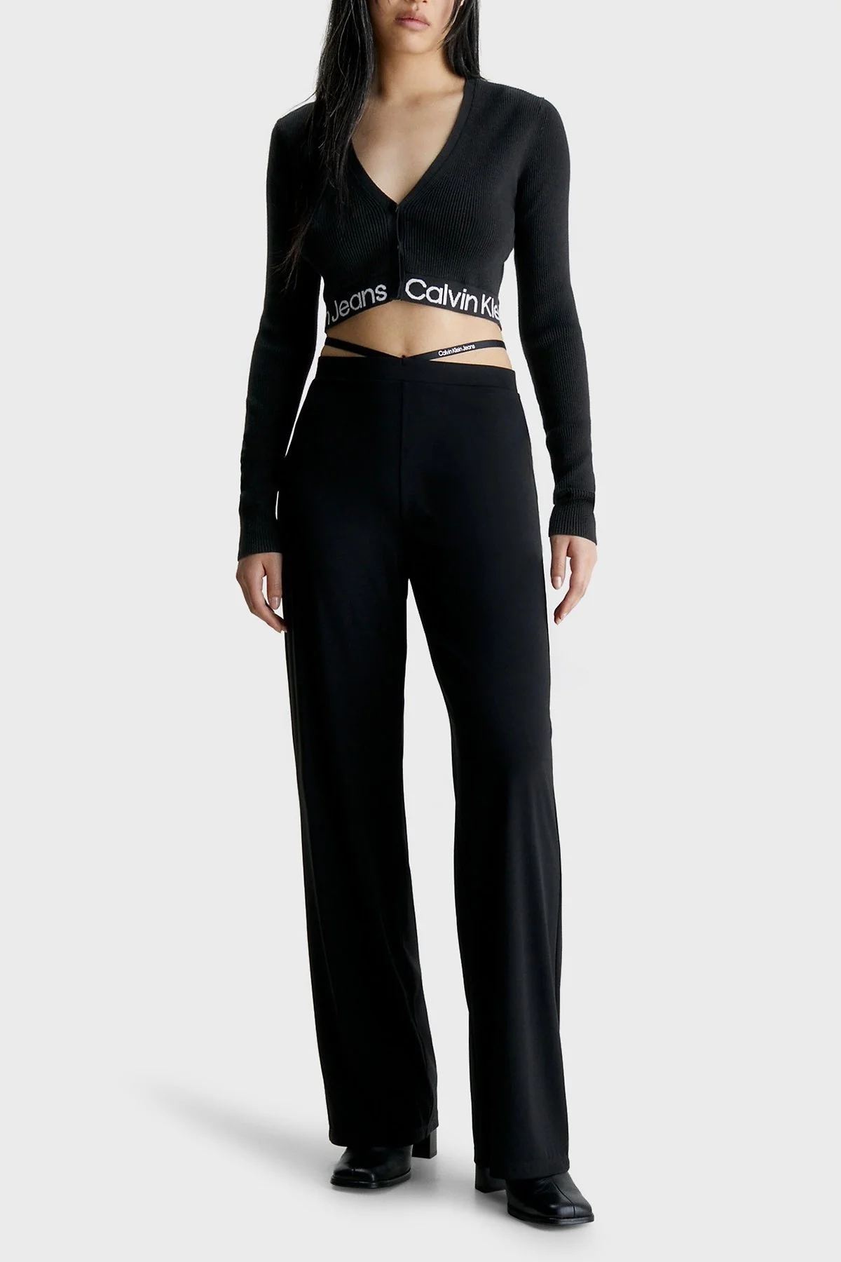 Calvin Klein Düğmeli V Yaka Pamuklu Slim Fit Crop J20J221961BEH Bayan Hırka J20J221961 BEH SİYAH - 4