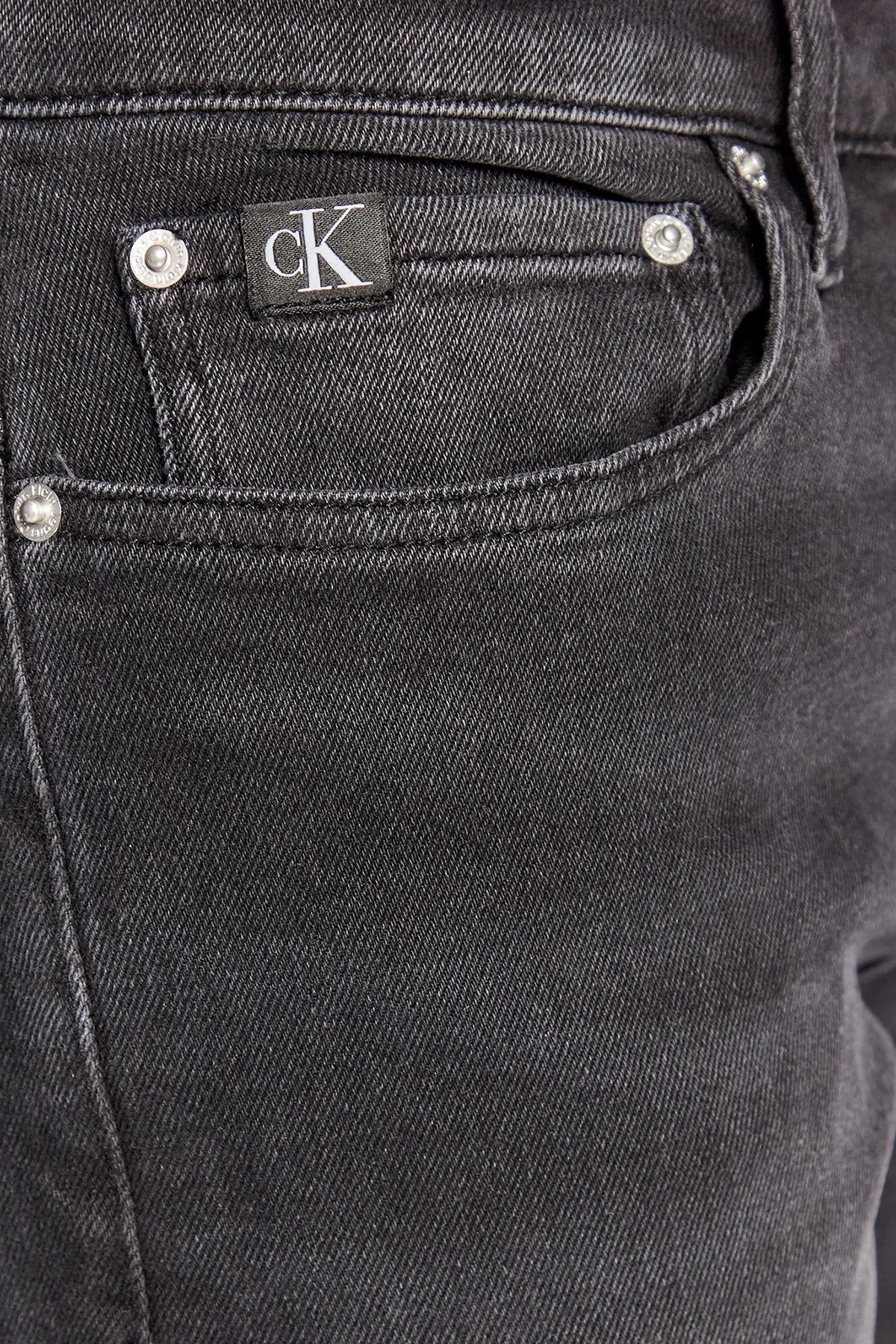Calvin Klein Düşük Bel Dar Paça Slim Fit Pamuklu Streç Jeans J30J3224391BY Erkek Kot Pantolon J30J322439 1BY SİYAH - 4