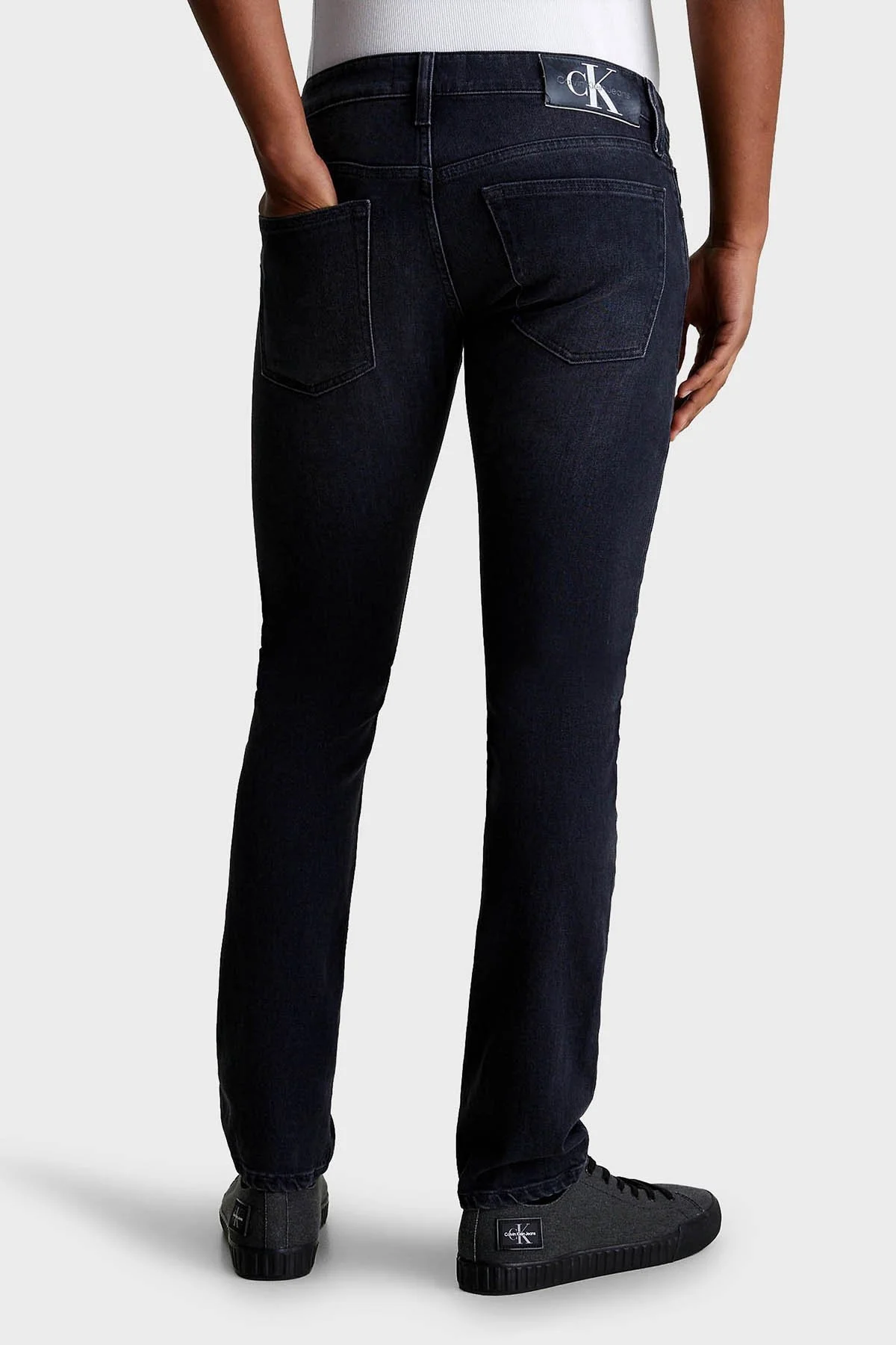 Calvin Klein Düşük Bel Slim Fit Jeans J30J3248511BY Erkek Kot Pantolon J30J324851 1BY SİYAH - 3