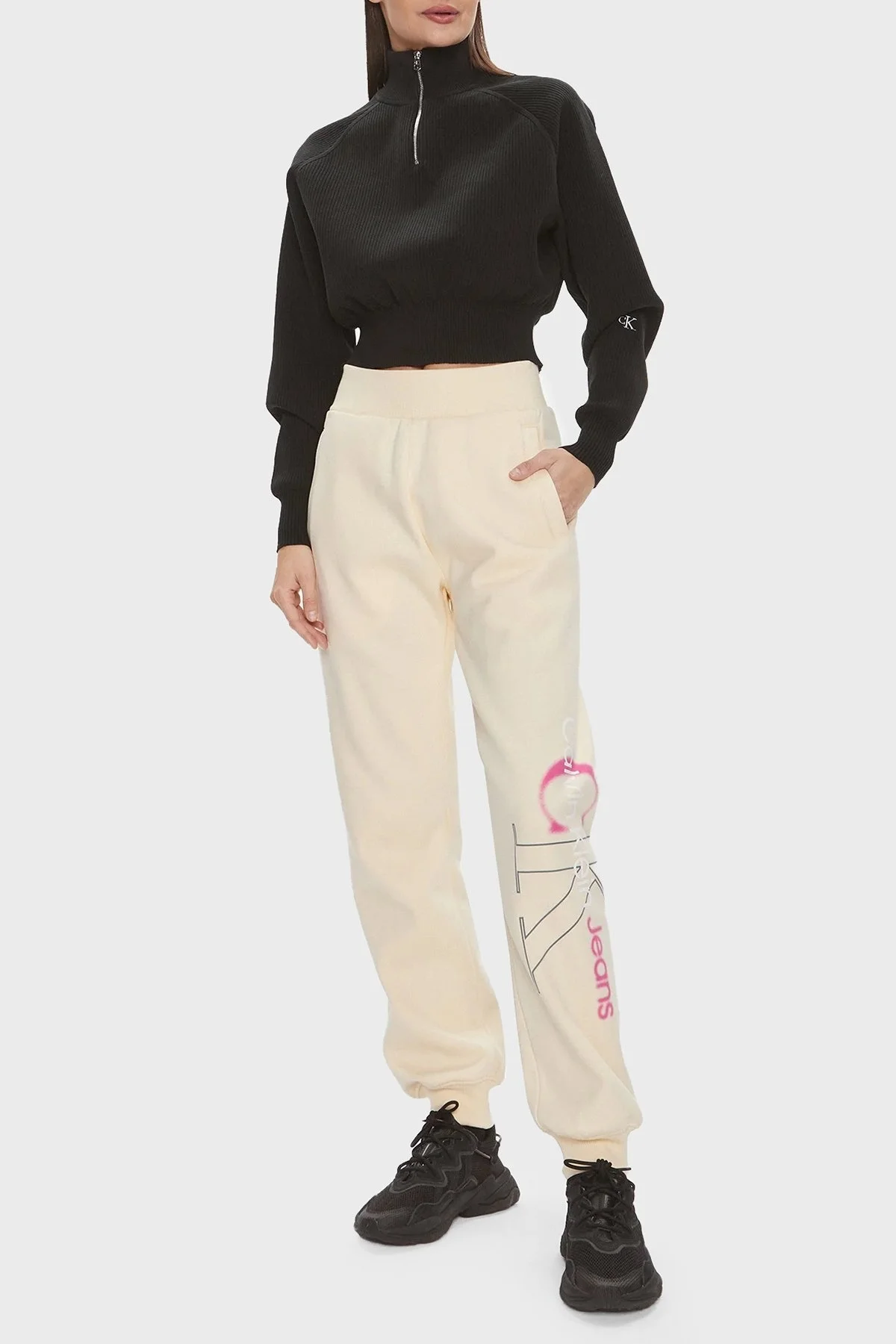 Calvin Klein Elastik Bel Bantlı Pamuklu Relaxed Fit Jogger J20J222606ZCY Bayan Pantolon J20J222606 ZCY EKRU - 1