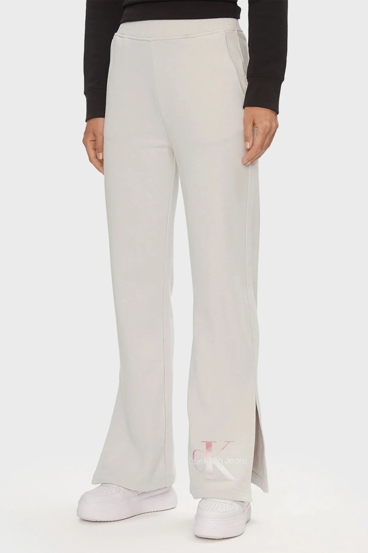 Calvin Klein Elastik Bel Bantlı Pamuklu Yırtmaçlı Regular Fit J20J223422PC8 Bayan Pantolon J20J223422 PC8 AÇIK GRİ - 1
