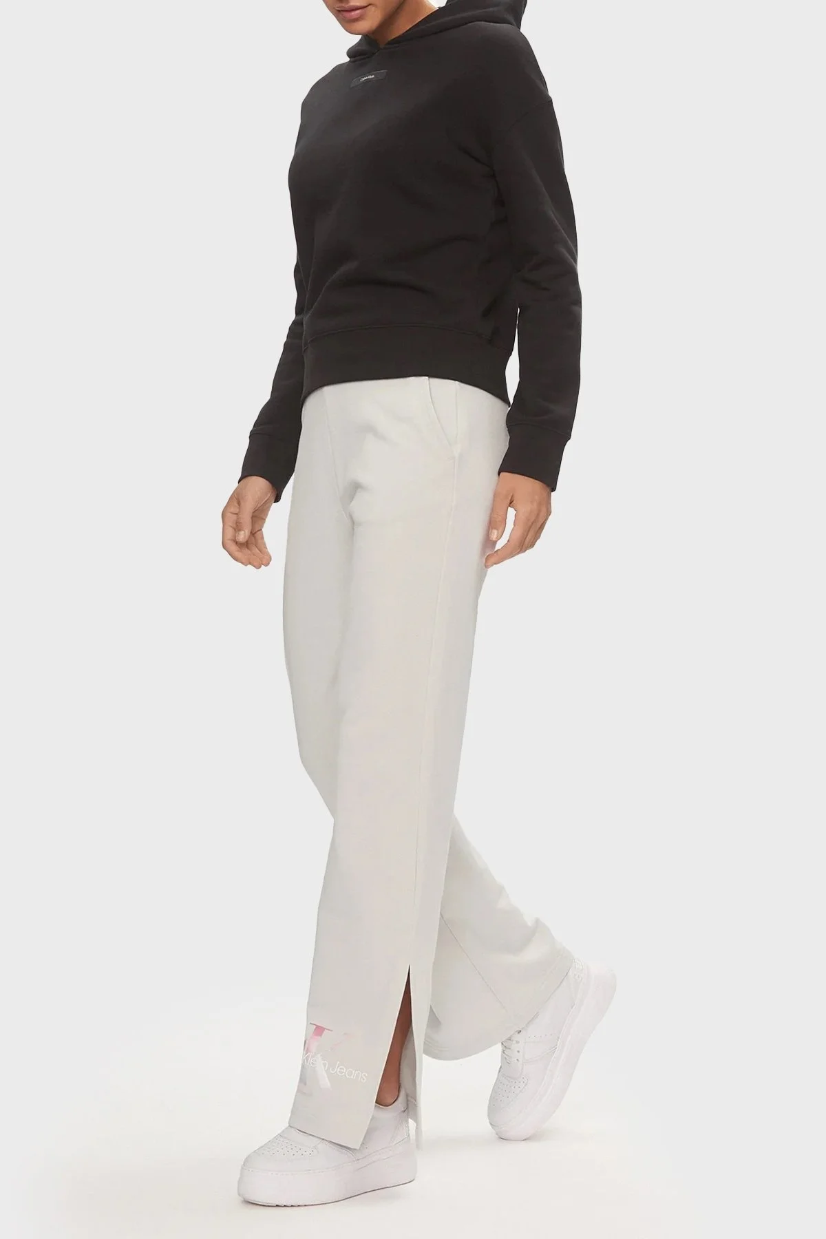 Calvin Klein Elastik Bel Bantlı Pamuklu Yırtmaçlı Regular Fit J20J223422PC8 Bayan Pantolon J20J223422 PC8 AÇIK GRİ - 3