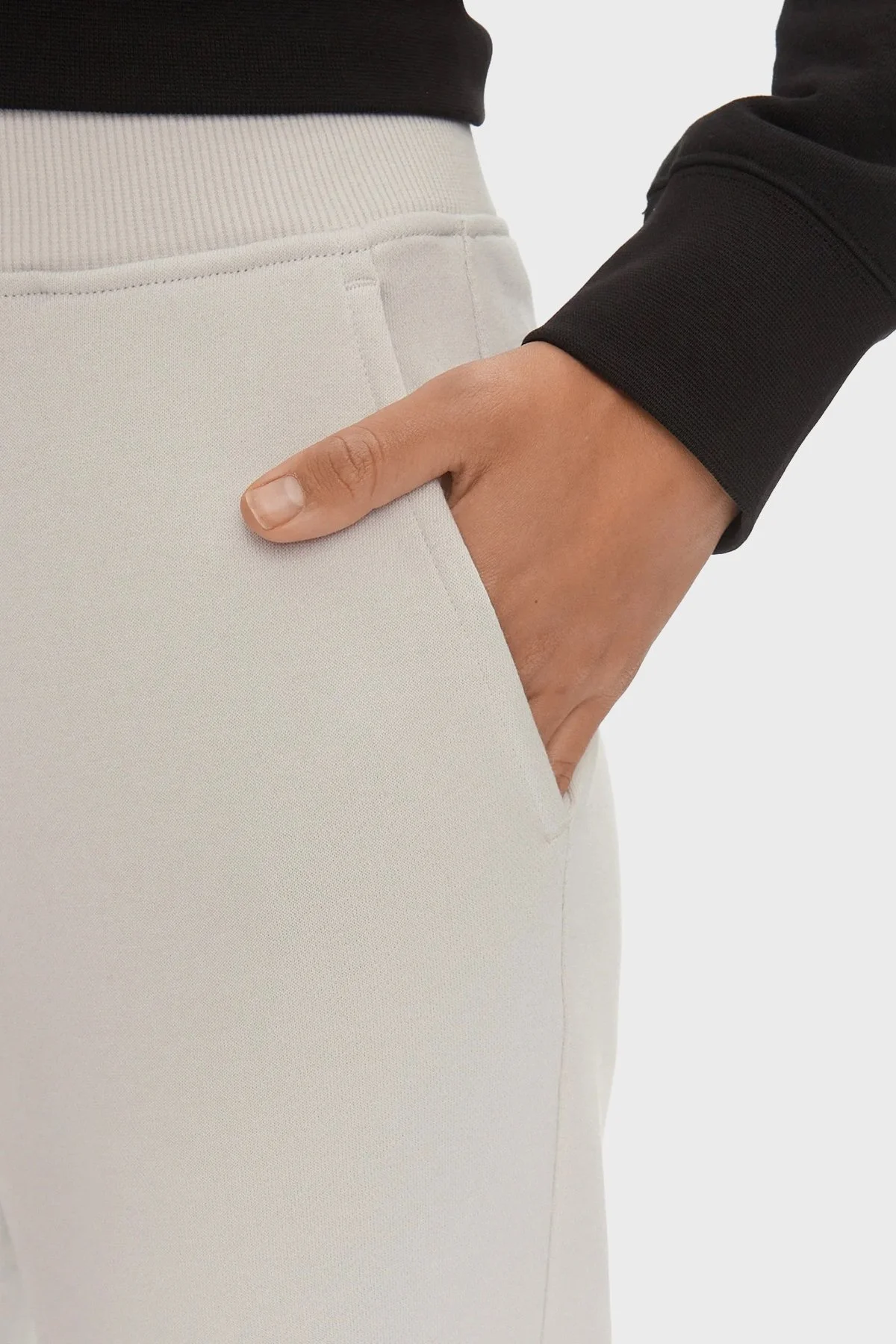 Calvin Klein Elastik Bel Bantlı Pamuklu Yırtmaçlı Regular Fit J20J223422PC8 Bayan Pantolon J20J223422 PC8 AÇIK GRİ - 4