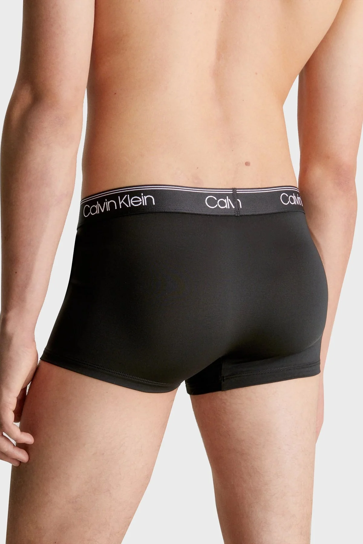 Calvin Klein Esnek 3 Pack 000NB2569AGF0 Erkek Boxer 000NB2569A GF0 SİYAH - 3
