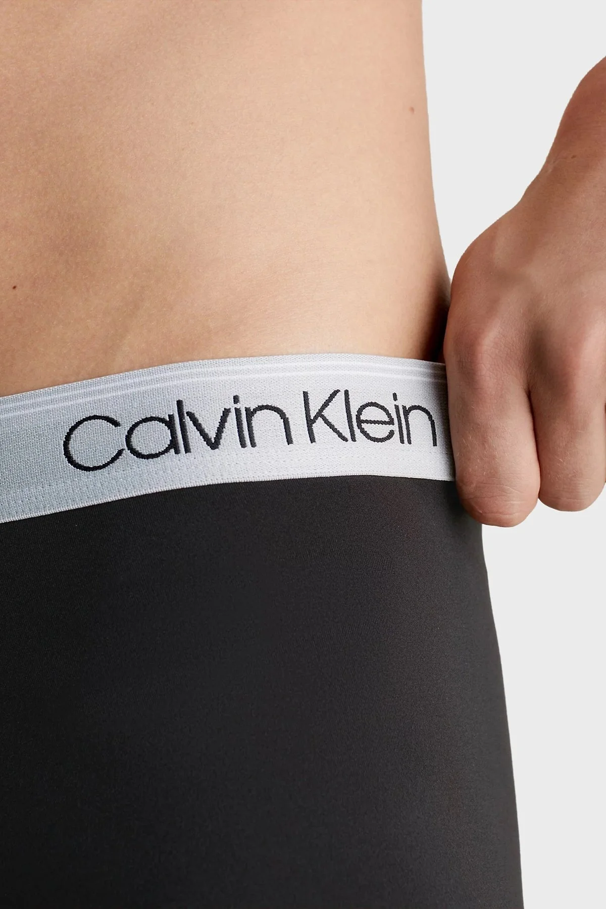 Calvin Klein Esnek 3 Pack 000NB2569AGF0 Erkek Boxer 000NB2569A GF0 SİYAH - 5