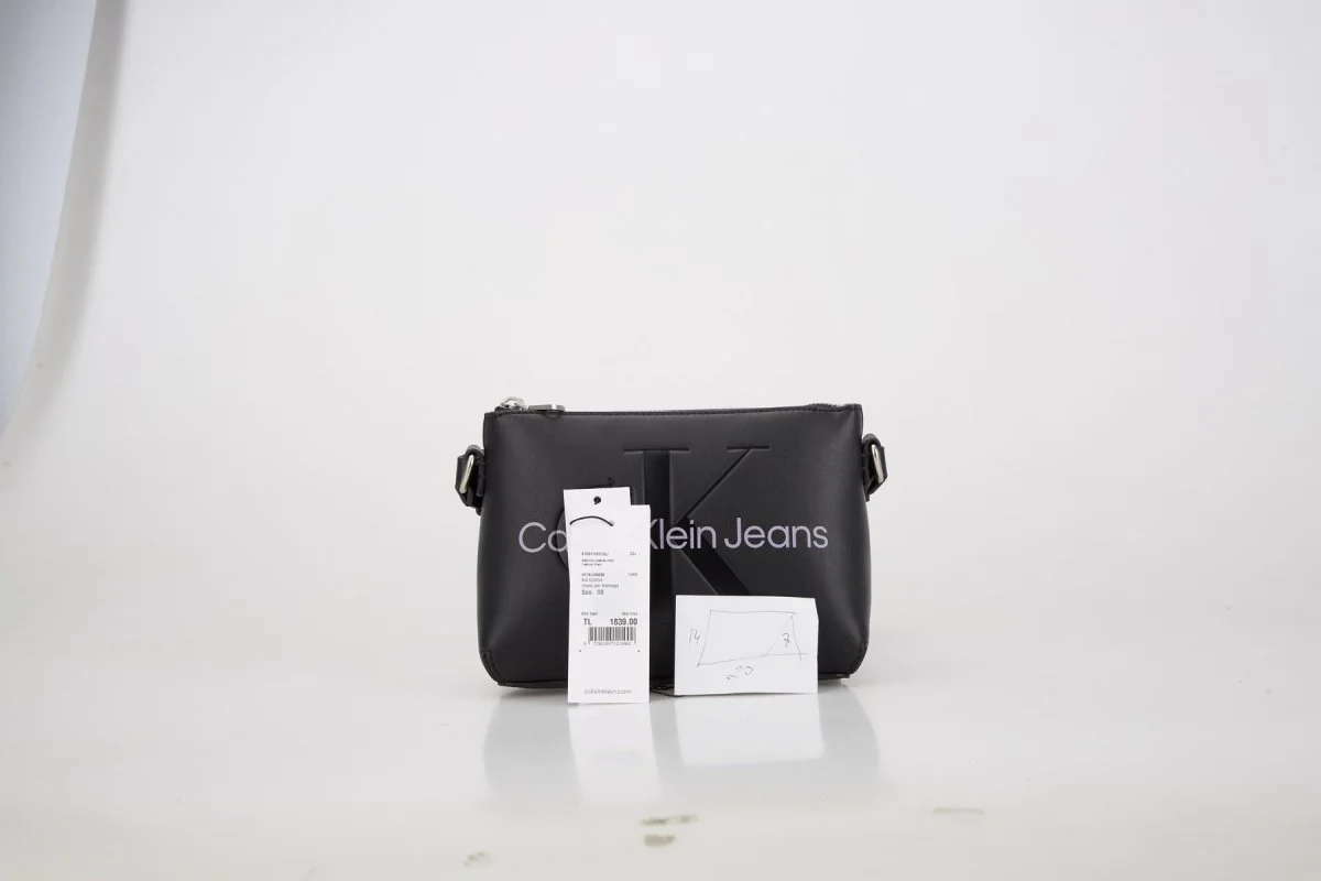 Calvin Klein Fermuarlı Ayarlanabilir Çapraz Askılı K60K6106810GJ Bayan Çanta K60K610681 0GJ SİYAH - 5