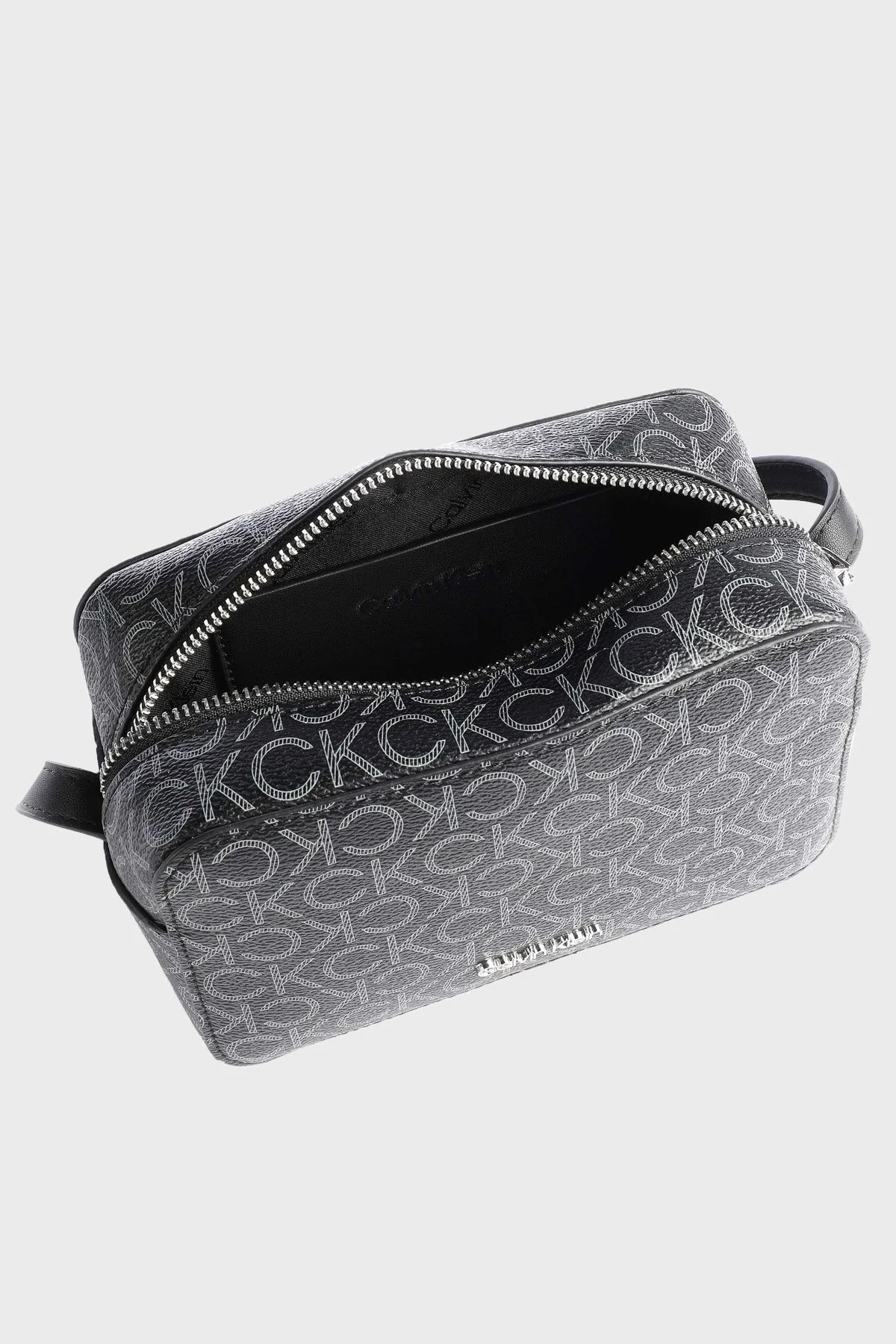 Calvin Klein Fermuarlı Ayarlanabilir Omuz Askılı Bayan Çanta K60K610294 0GJ SİYAH - 5