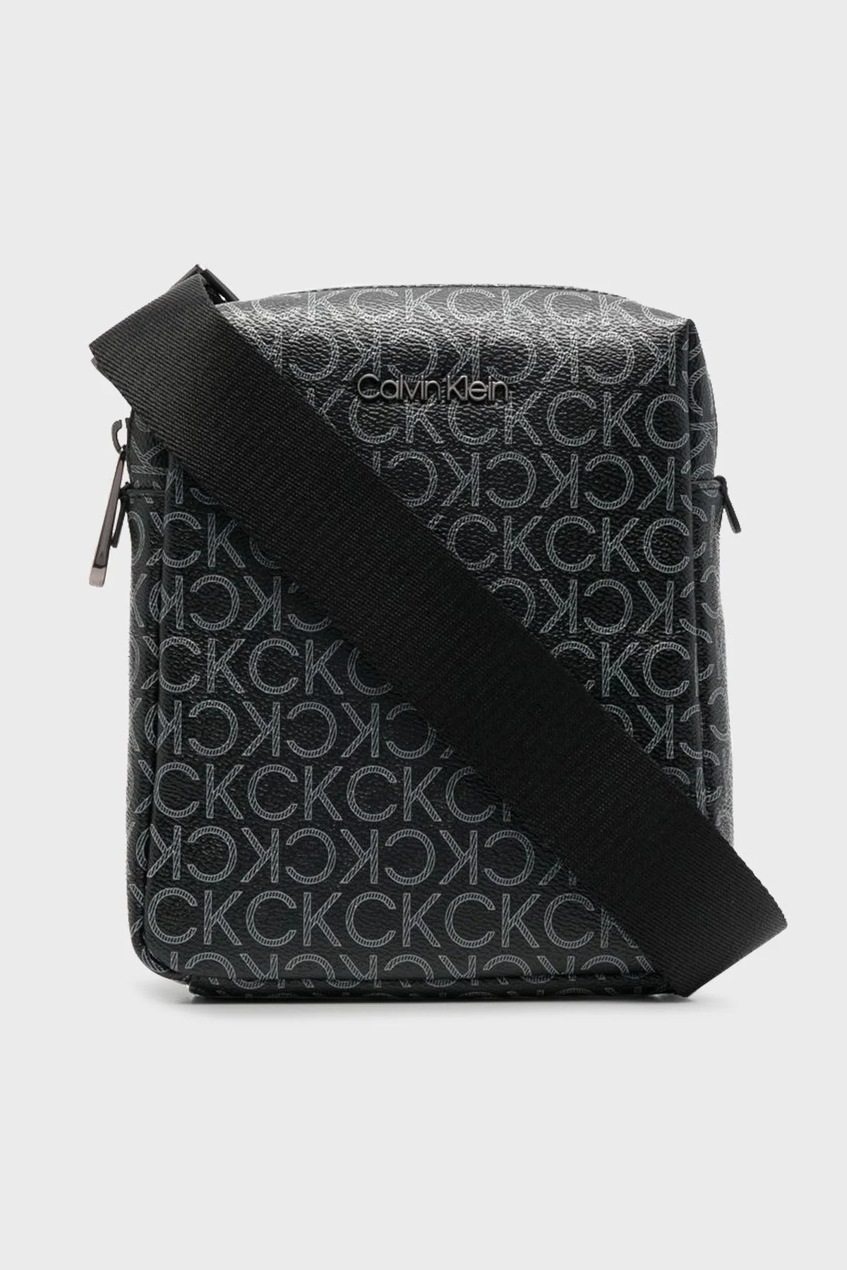 Calvin Klein Fermuarlı Ayarlanabilir Omuz Askılı Erkek Çanta K50K509231 01H SİYAH - 1