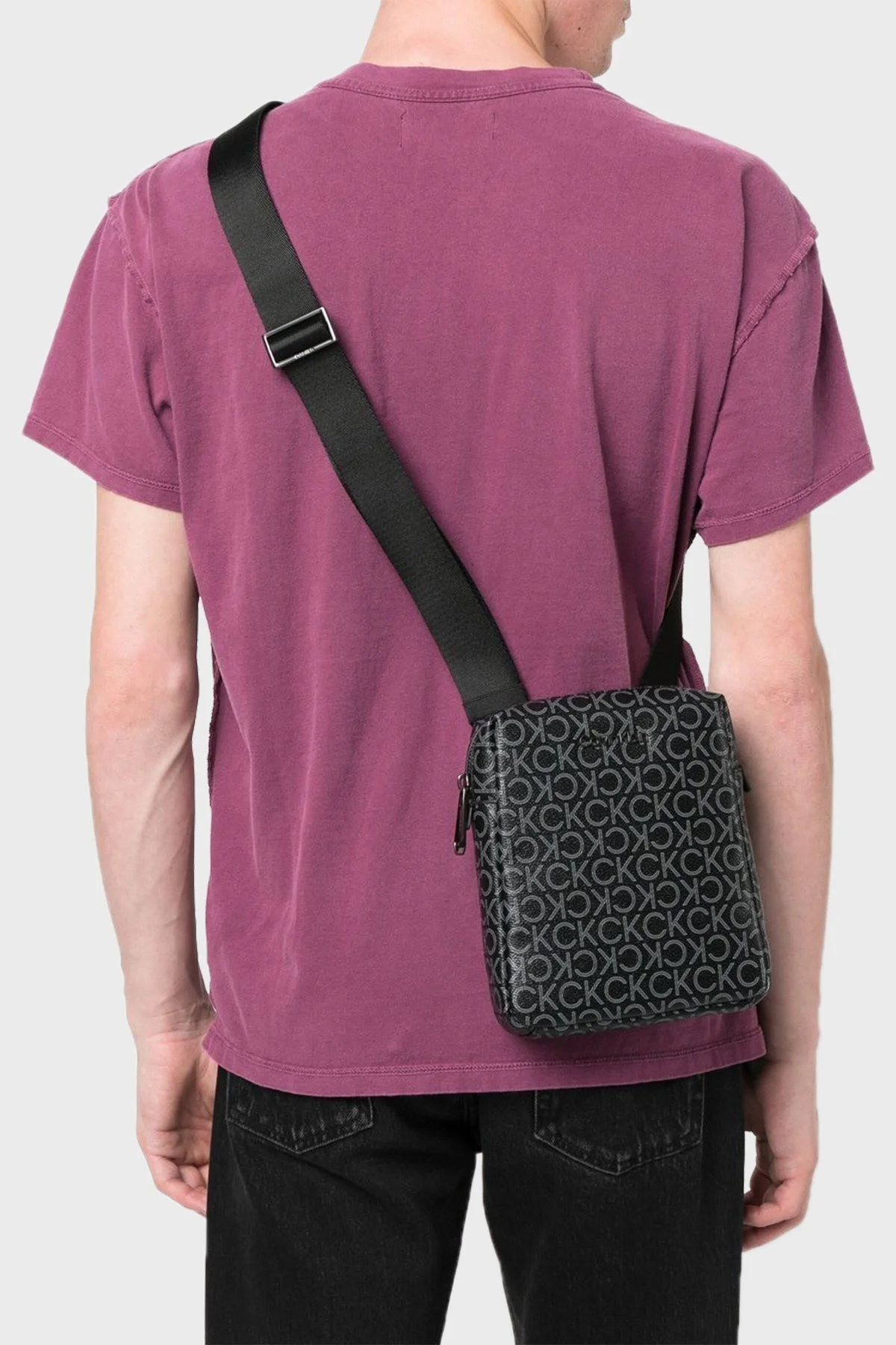 Calvin Klein Fermuarlı Ayarlanabilir Omuz Askılı Erkek Çanta K50K509231 01H SİYAH - 5