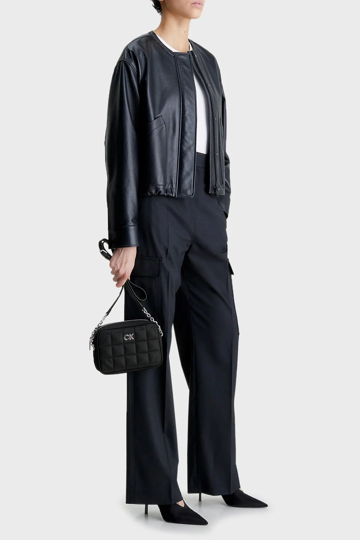 Calvin Klein Fermuarlı Ayarlanabilir Omuz Askılı K60K610640BAX Bayan Çanta K60K610640 BAX SİYAH - 2