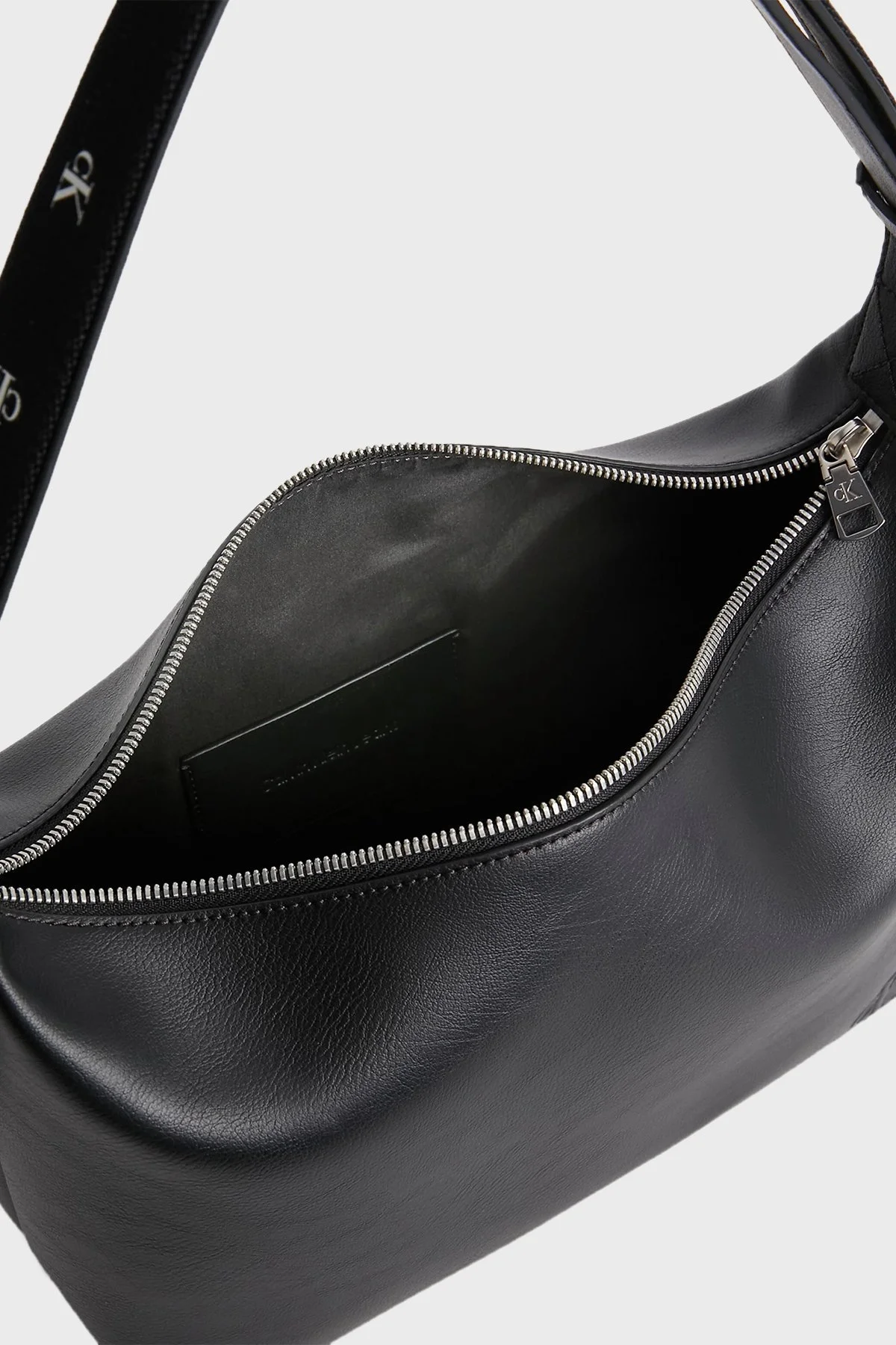 Calvin Klein Fermuarlı Ayarlanabilir Omuz Askılı K60K610698BDS Bayan Çanta K60K610698 BDS SİYAH - 5