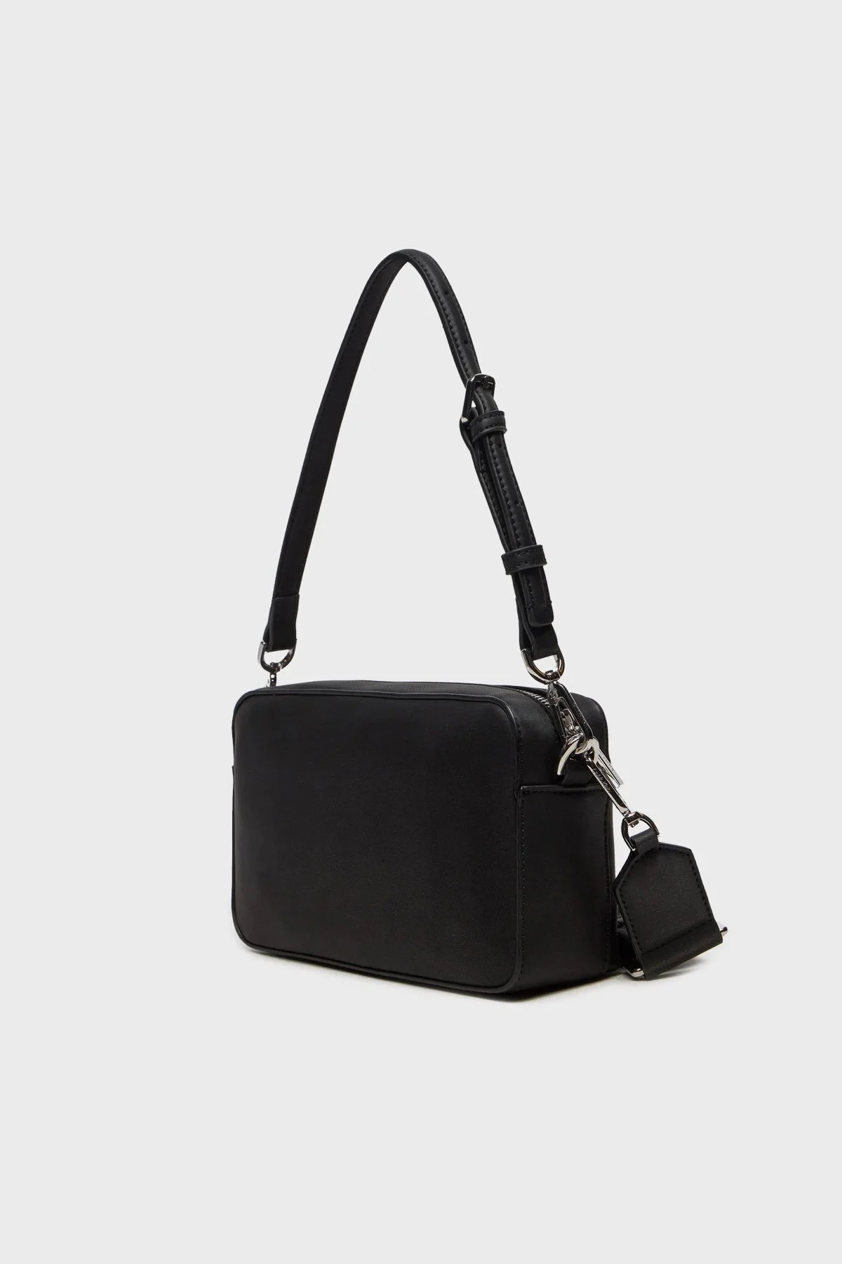 Calvin Klein Fermuarlı Çıkarılabilir Çift Askılı K60K612901BEH Bayan Çanta K60K612901 BEH SİYAH - 4