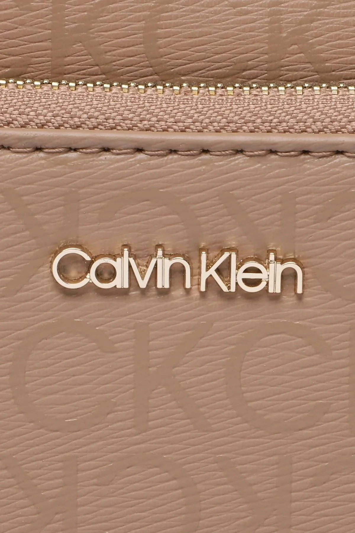 Calvin Klein Fermuarlı Çıkarılabilir Omuz Askılı K60K6098950HE Bayan Çanta K60K609895 0HE BEJ - 3