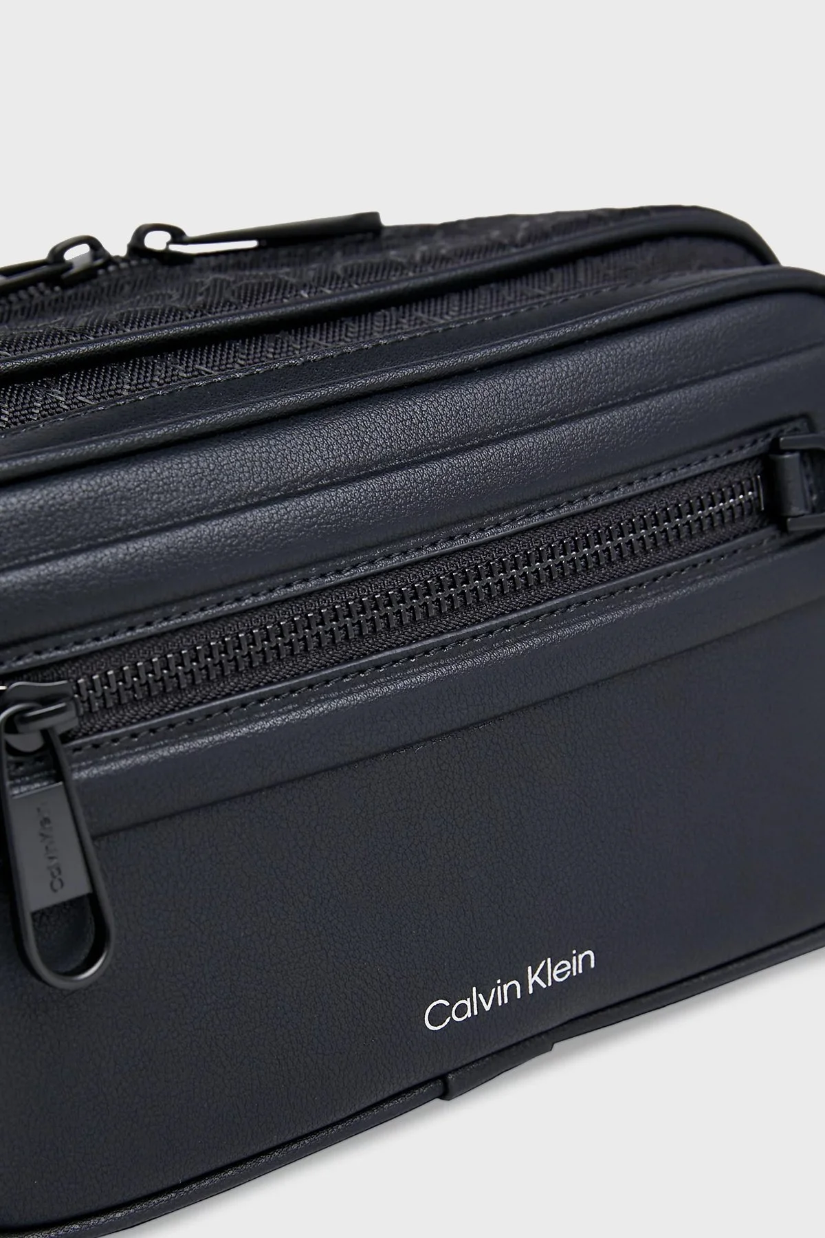 Calvin Klein Fermuarlı K50K5116760GK Erkek Çanta K50K511676 0GK SİYAH - 4
