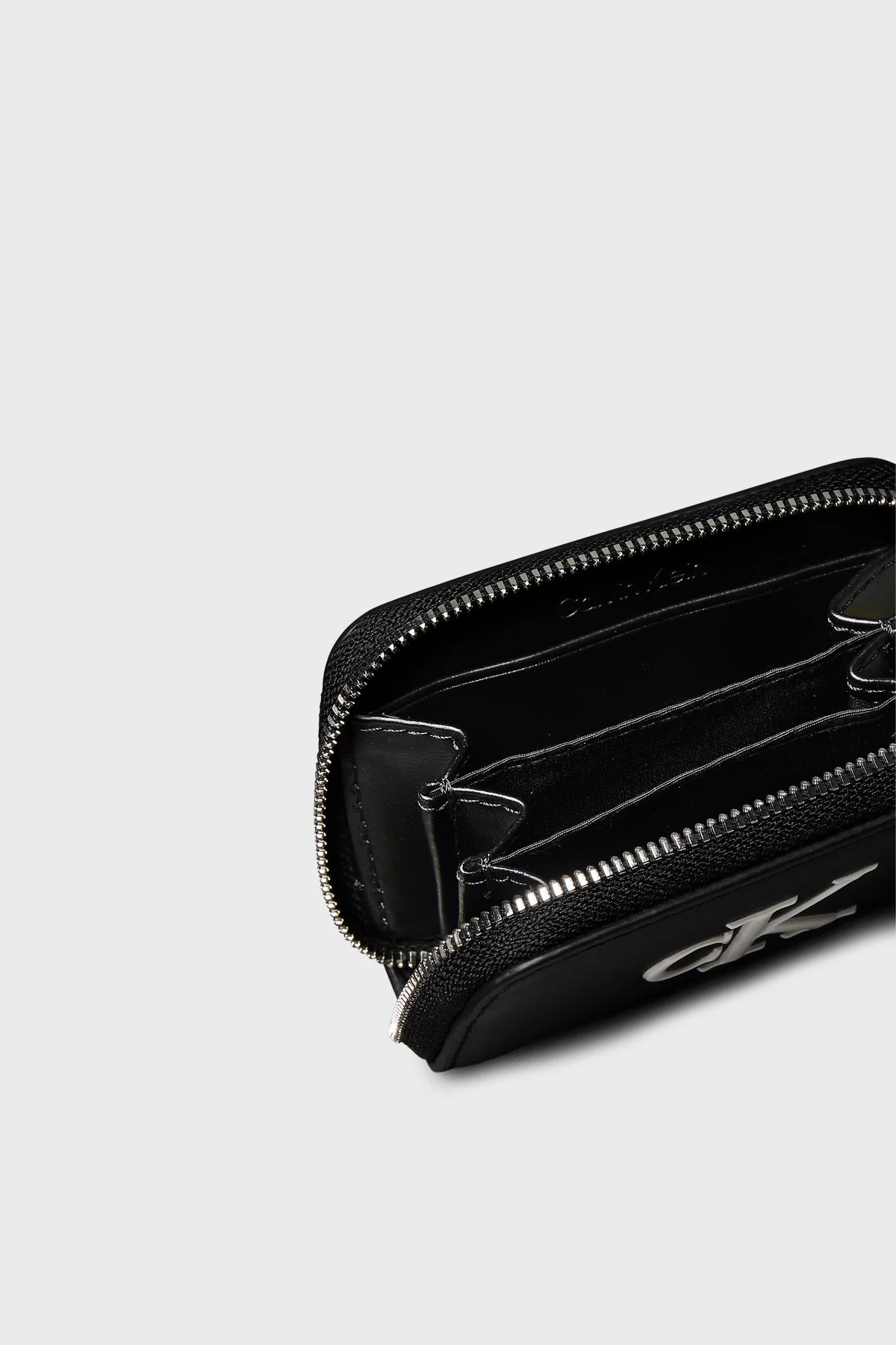 Calvin Klein Fermuarlı LV04F1154G3L2 Kadın Cüzdan LV04F1154G 3L2 SİYAH - 4