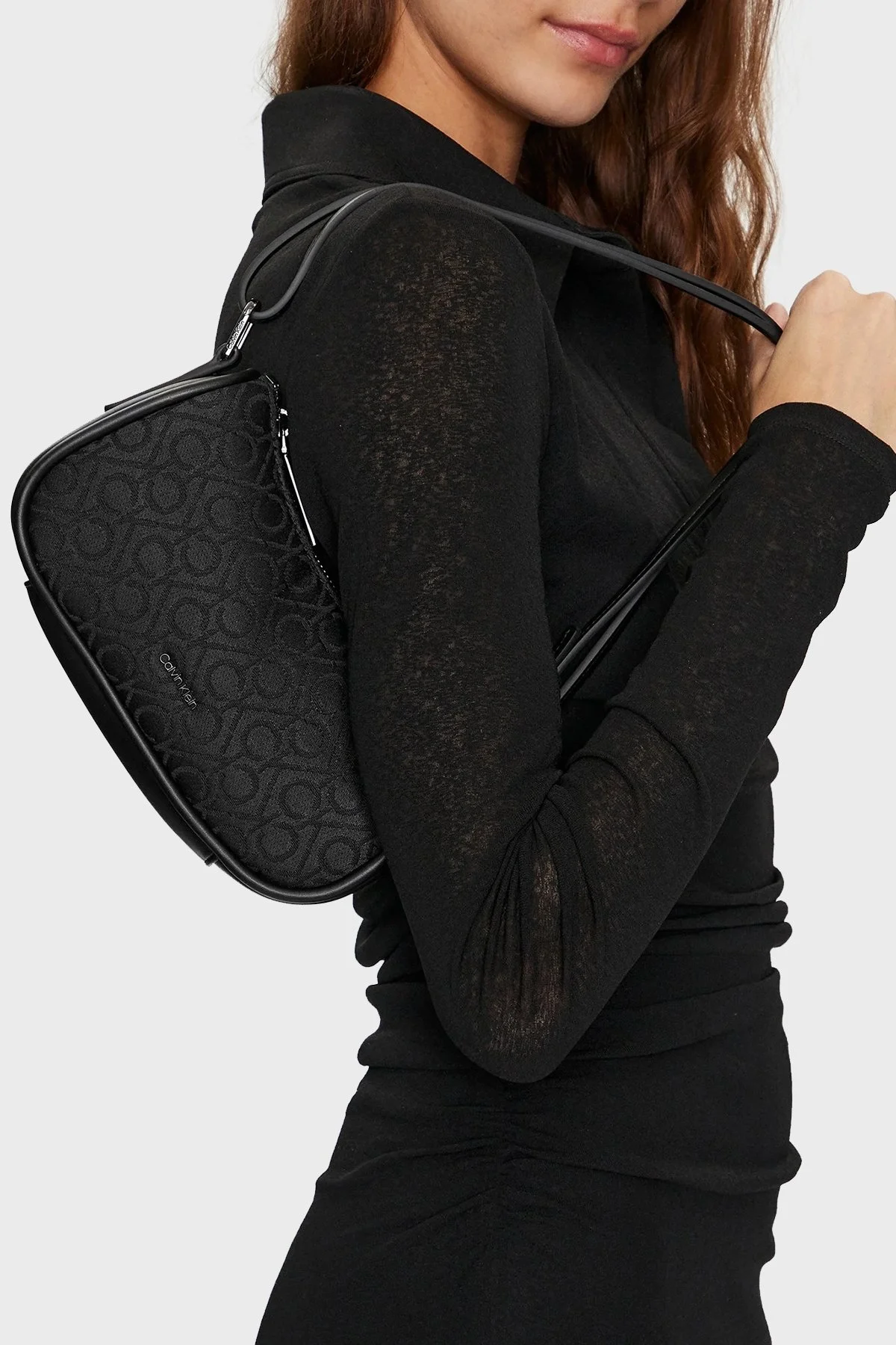 Calvin Klein Fermuarlı Omuz Askılı K60K6121510GK Bayan Çanta K60K612151 0GK SİYAH - 2