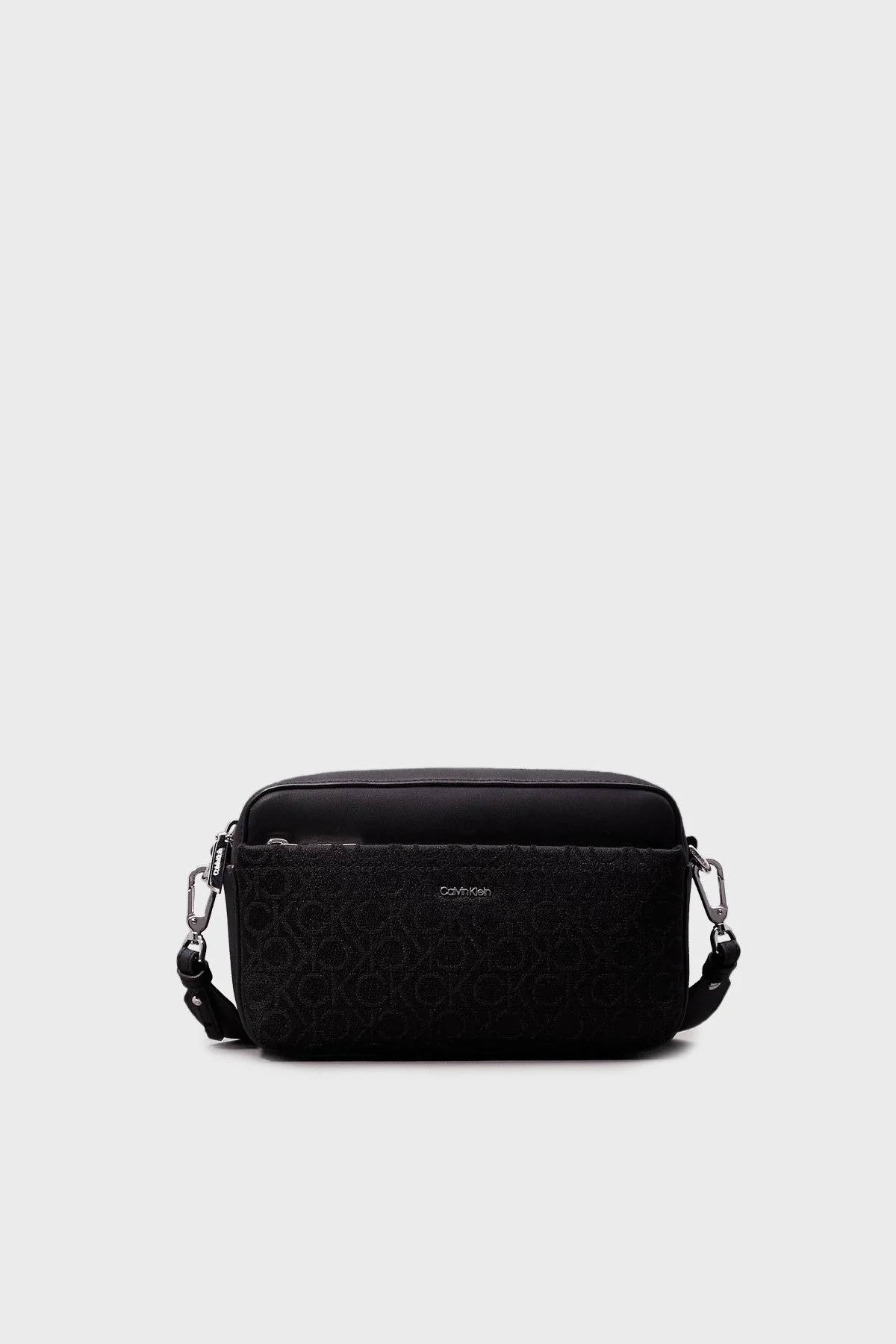 Calvin Klein Fermuarlı Omuz Askılı K60K6121670GK Bayan Çanta K60K612167 0GK SİYAH - 1