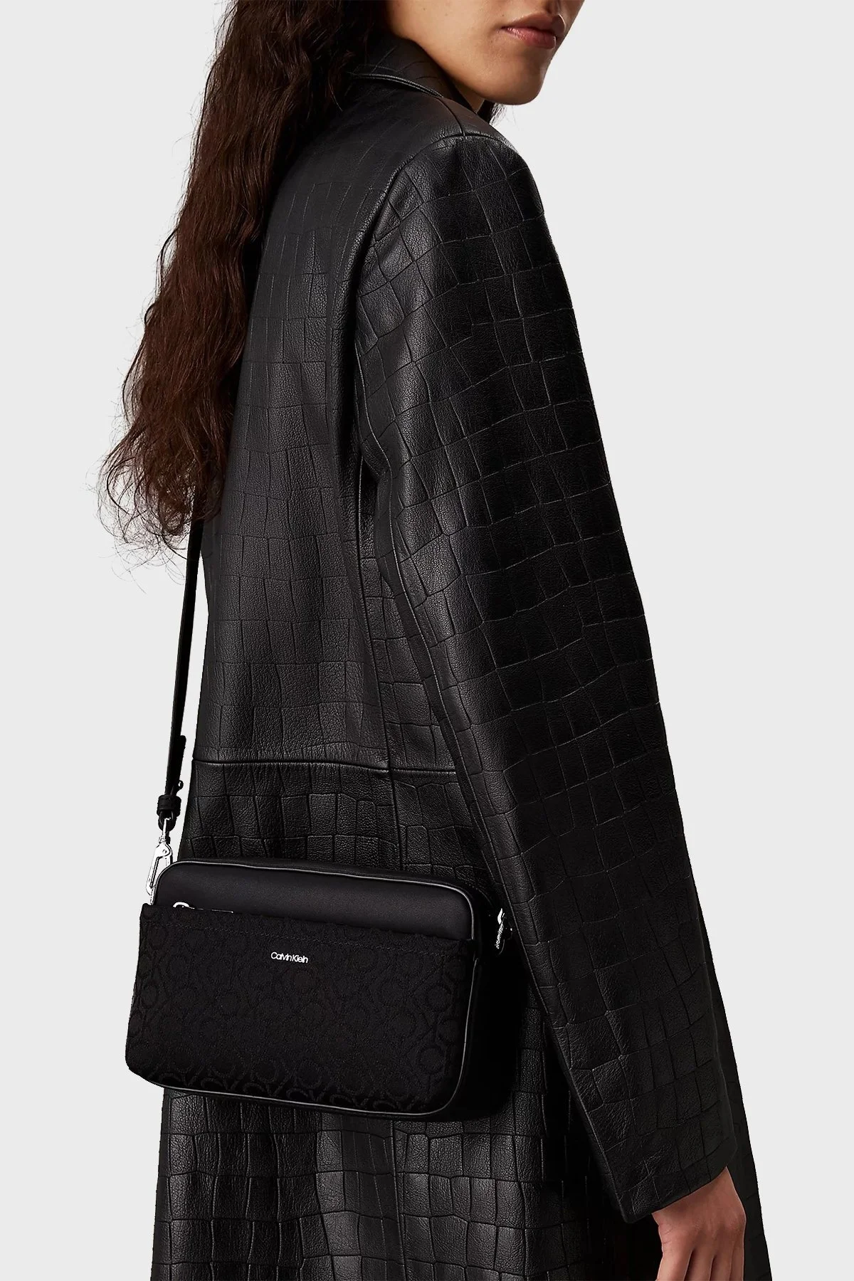 Calvin Klein Fermuarlı Omuz Askılı K60K6121670GK Bayan Çanta K60K612167 0GK SİYAH - 2