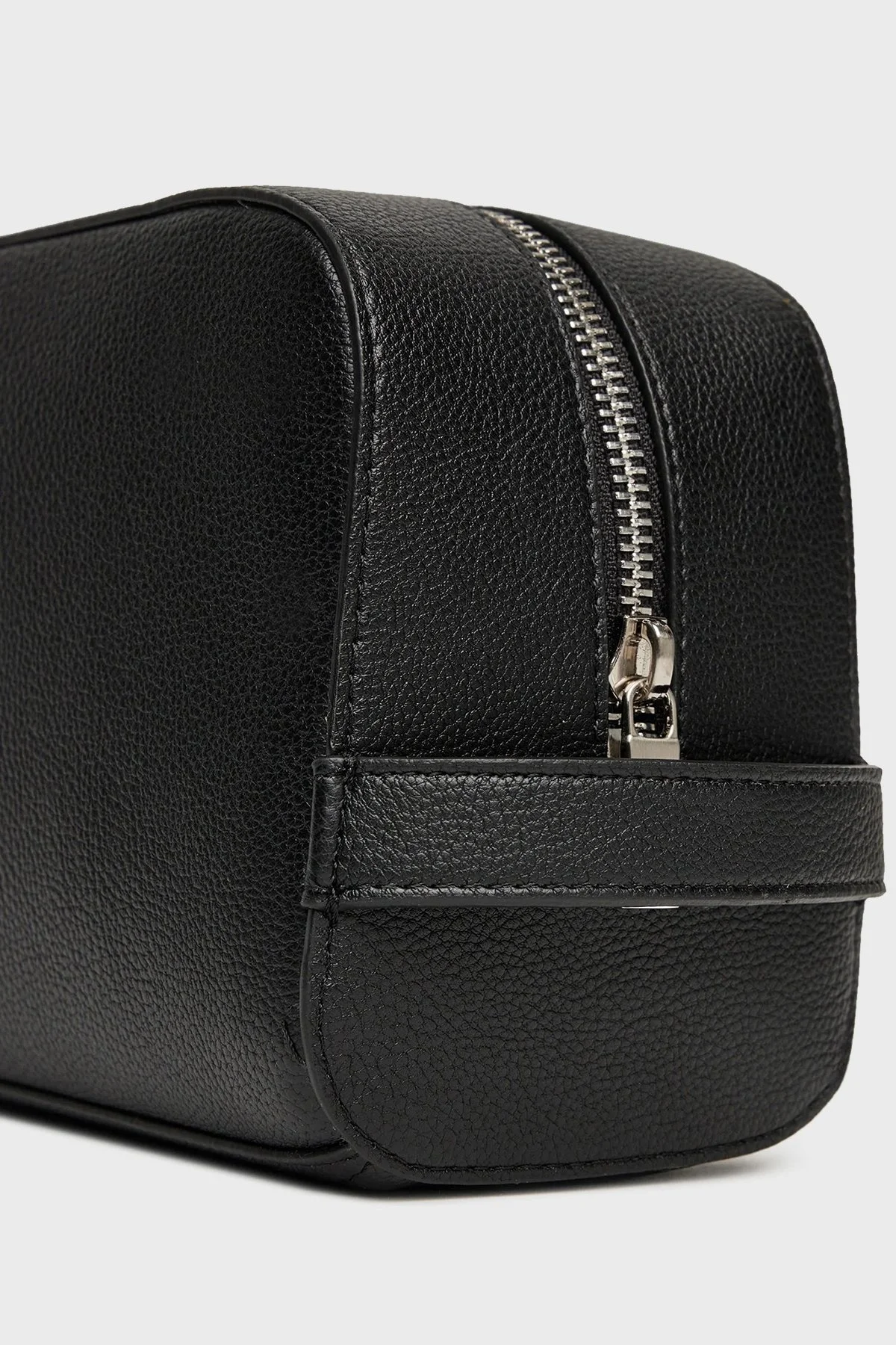 Calvin Klein Fermuarlı Tutma Saplı LV04D1036GUB1 Erkek Çanta LV04D1036G UB1 SİYAH - 4