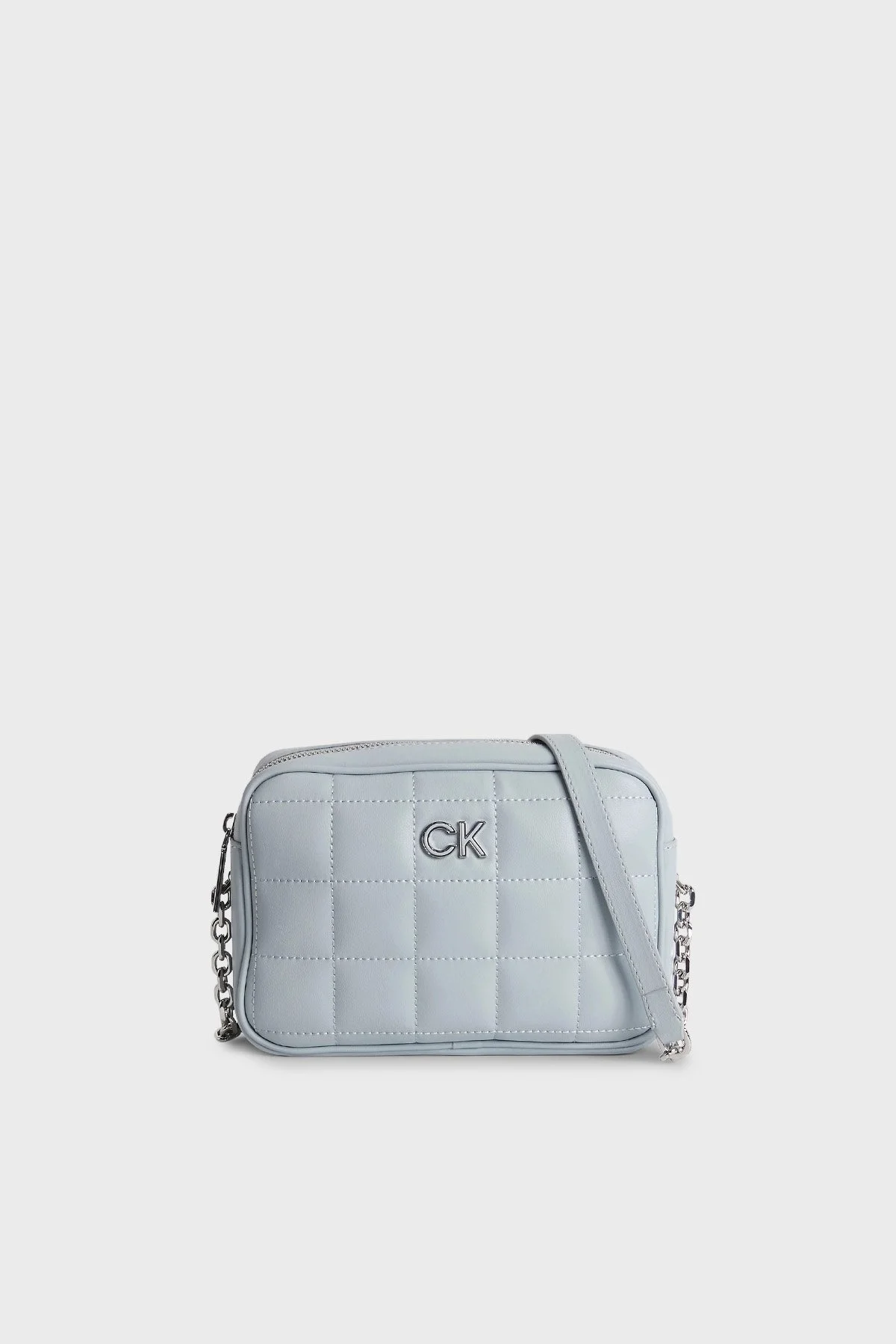 Calvin Klein Fermuarlı Zincir Detaylı Çapraz Askılı K60K610445DYI Bayan Çanta K60K610445 DYI AÇIK MAVİ - 1
