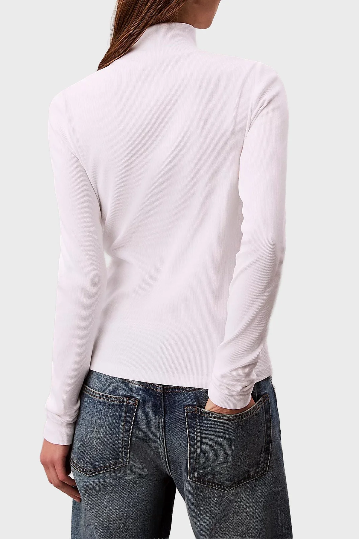 Calvin Klein Fitilli Logolu Pamuklu Slim Fit Balıkçı Yaka LV047D203GYAA Bayan Kazak LV047D203G YAA BEYAZ - 3