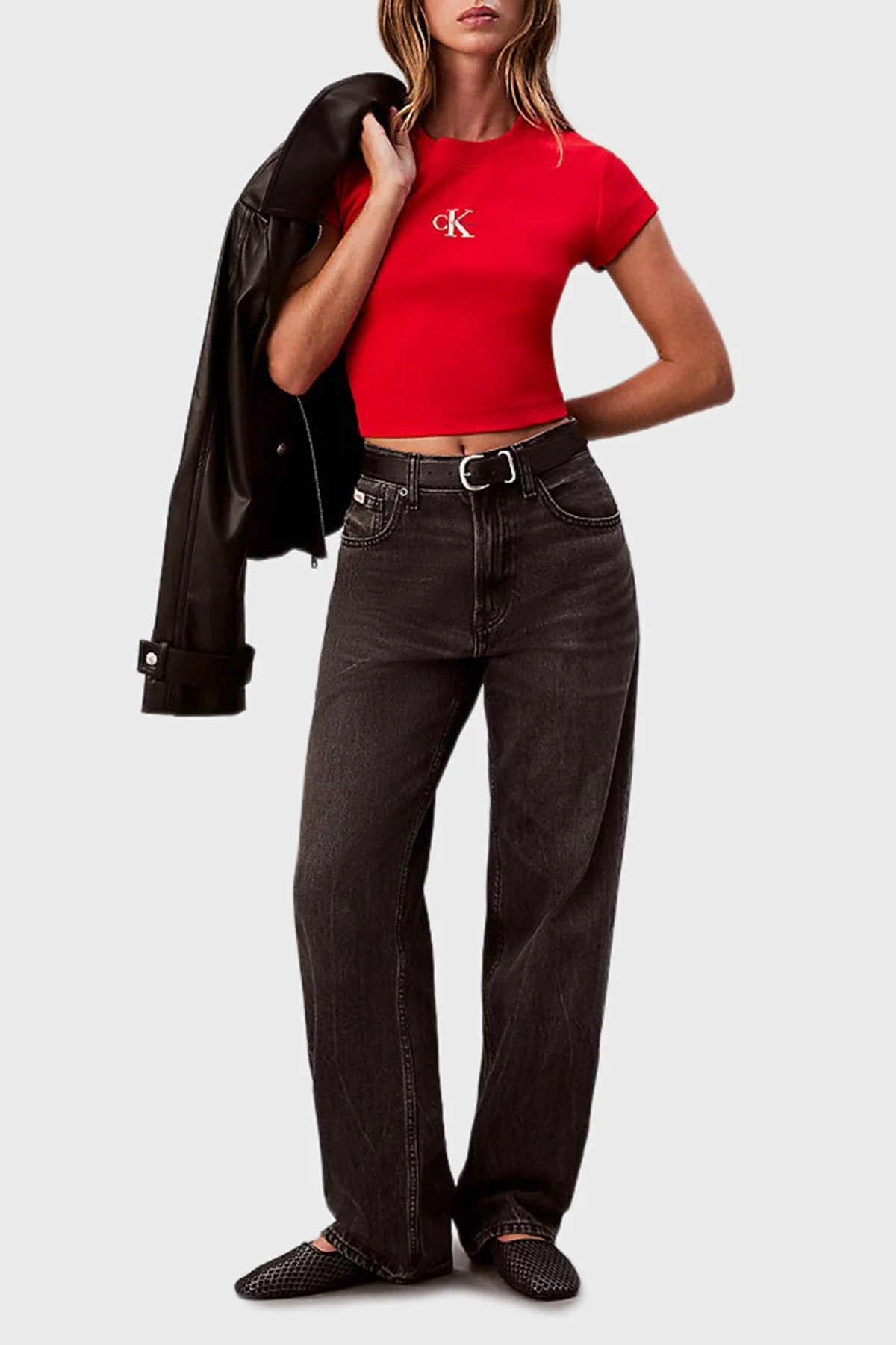 Calvin Klein Fitilli Pamuklu Slim Fit Bisiklet Yaka Crop LV047AB802VMT Bayan T Shirt LV047AB802 VMT KIRMIZI - 2