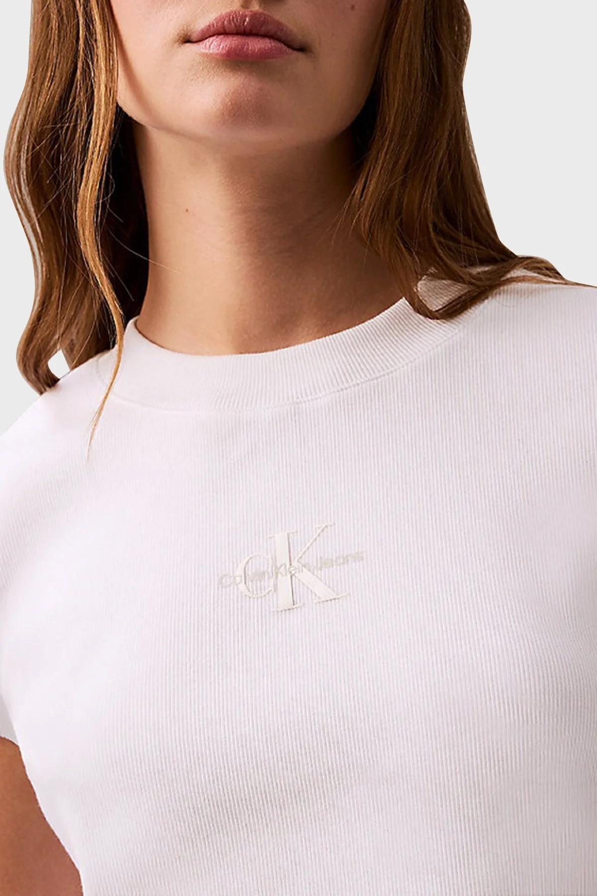 Calvin Klein Fitilli Pamuklu Slim Fit Bisiklet Yaka Crop LV047AB802YAA Bayan T Shirt LV047AB802 YAA BEYAZ - 5