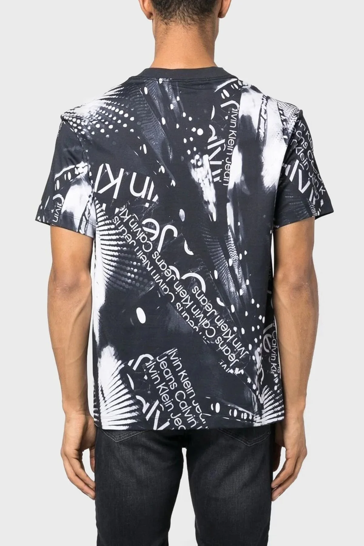 Calvin Klein Grafik Baskılı Bisiklet Yaka Regular Fit % 100 Pamuk Erkek T Shirt J30J322612 0GJ SİYAH - 2