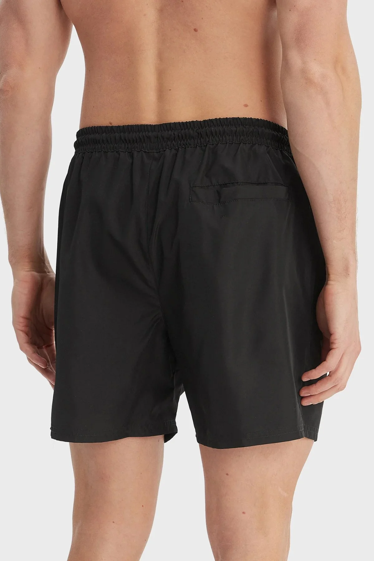 Calvin Klein Graphic Monogram Bağlamalı Cepli LV00N61045UB1 Erkek Deniz Şortu LV00N61045 UB1 SİYAH - 3