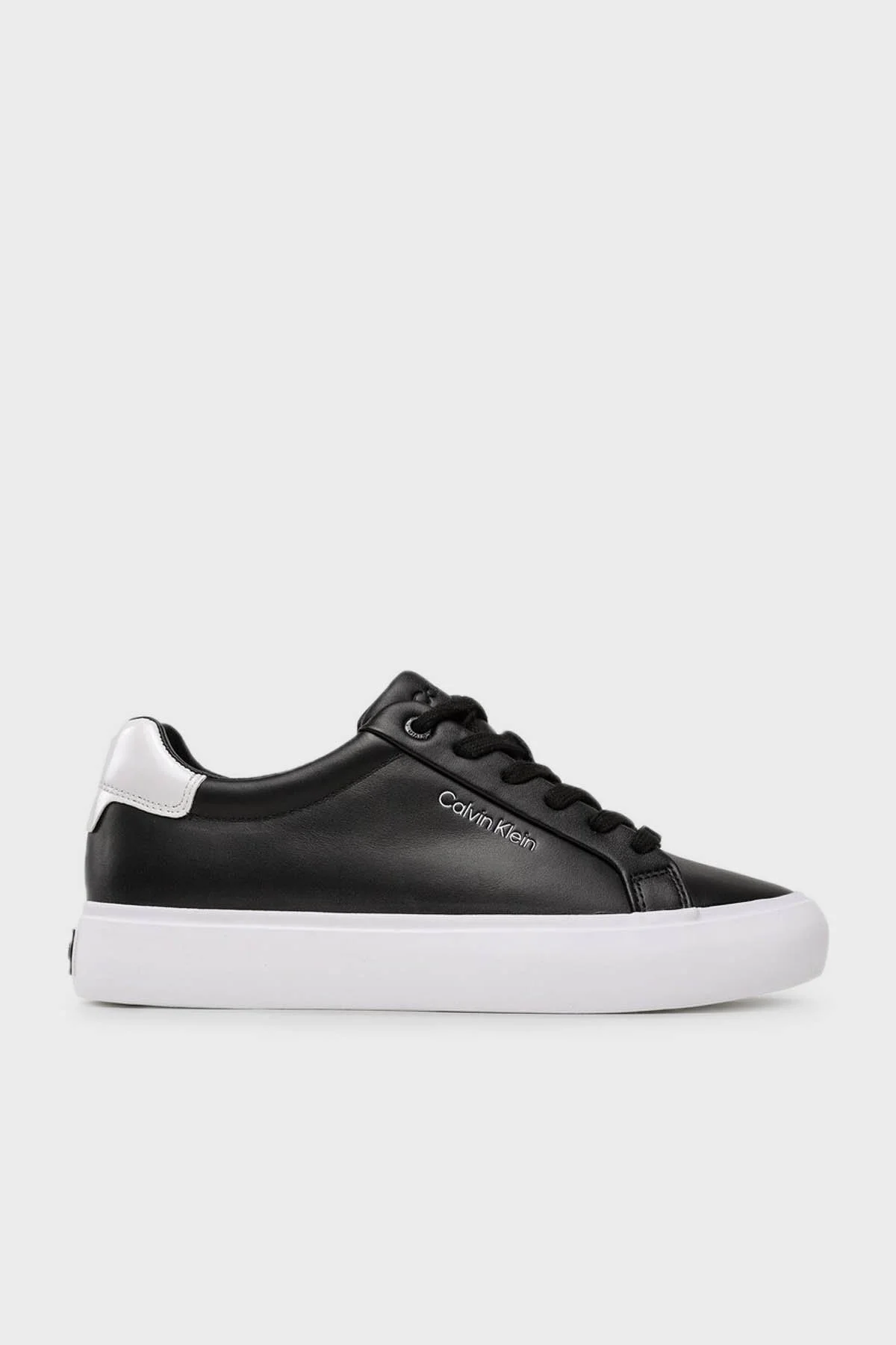 Calvin Klein Hakiki Deri Logo Detaylı Sneaker HW0HW016810GJ Bayan Ayakkabı HW0HW01681 0GJ SİYAH-BEYAZ - 1