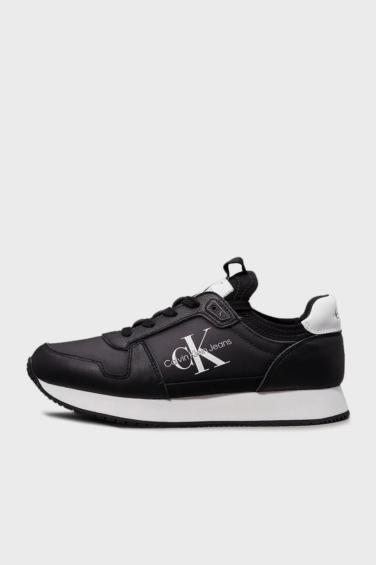 Calvin Klein Hakiki Deri Logolu Sneaker YW0YW016160GM Bayan Ayakkabı YW0YW01616 0GM SİYAH-BEYAZ - 8